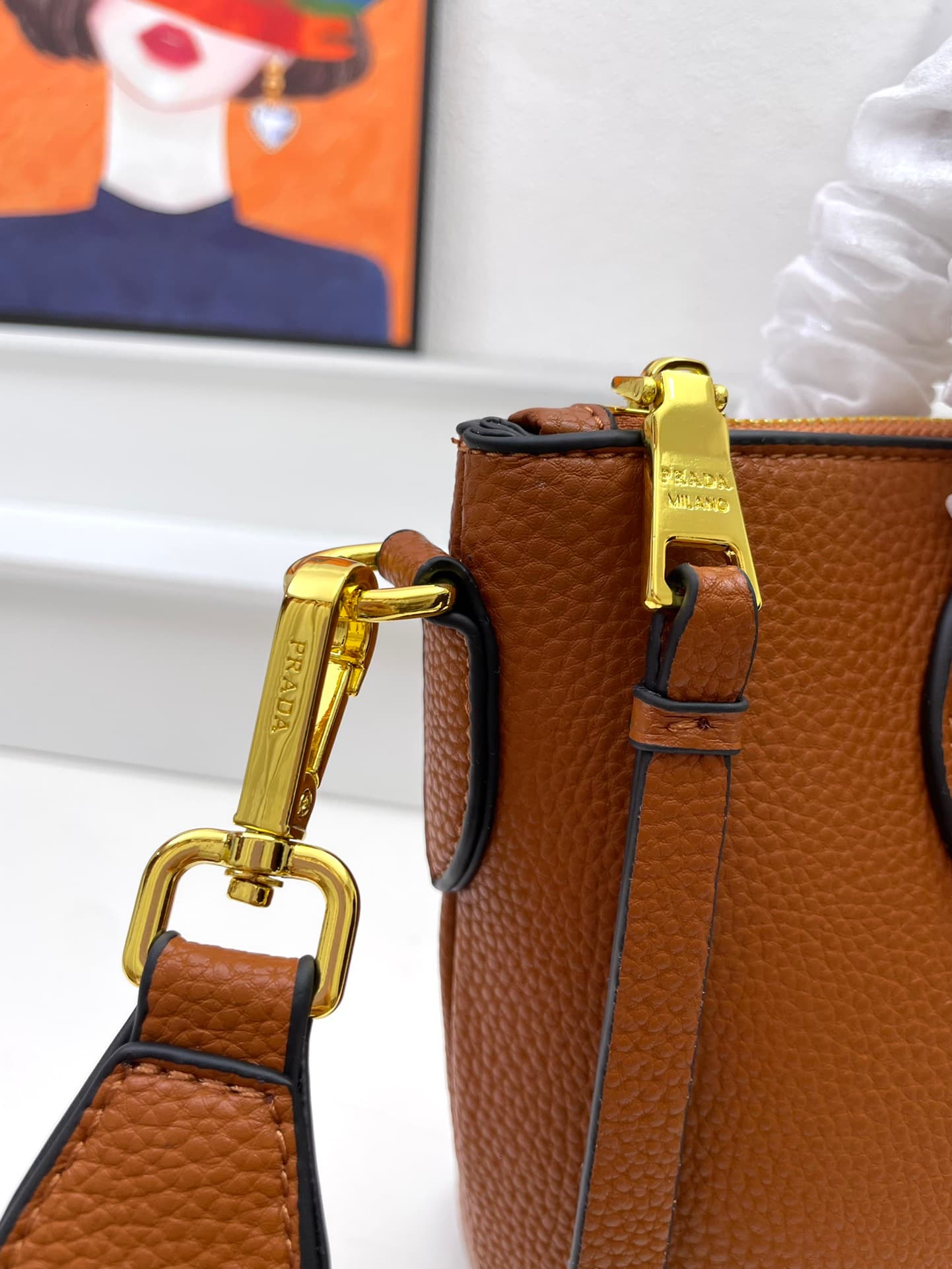C7022 🔥 High-quality products from the official store – custom-made by the manufacturer 🔥🌹🎉 New shoulder strap design 🎉 Classic style is back🌹 This shoulder strap is made of imported deer skin texture leather, and it features two adjustable long straps th — image 5