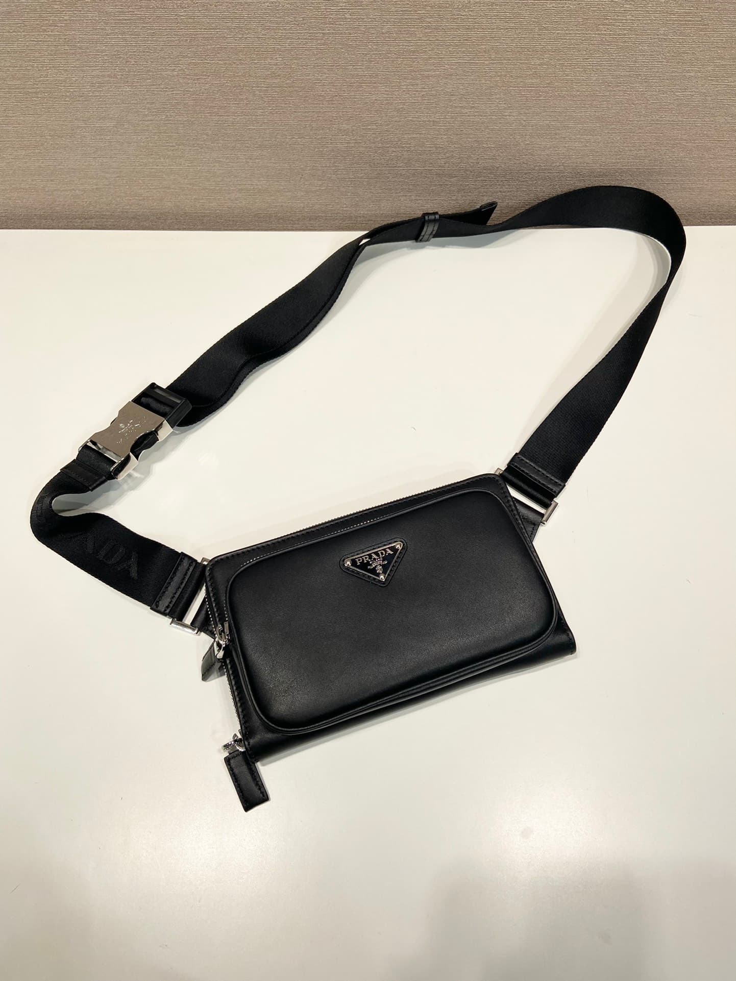C6992 🎉New waist bag🎉2VH156🎉 — image 3