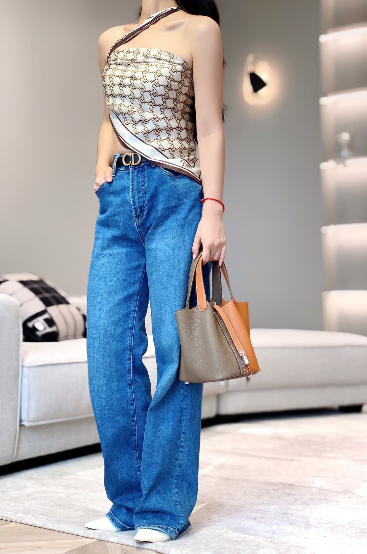 C4848 - 18Cm Upper body: Suitable for any occasion and appropriate in all situations — image 3