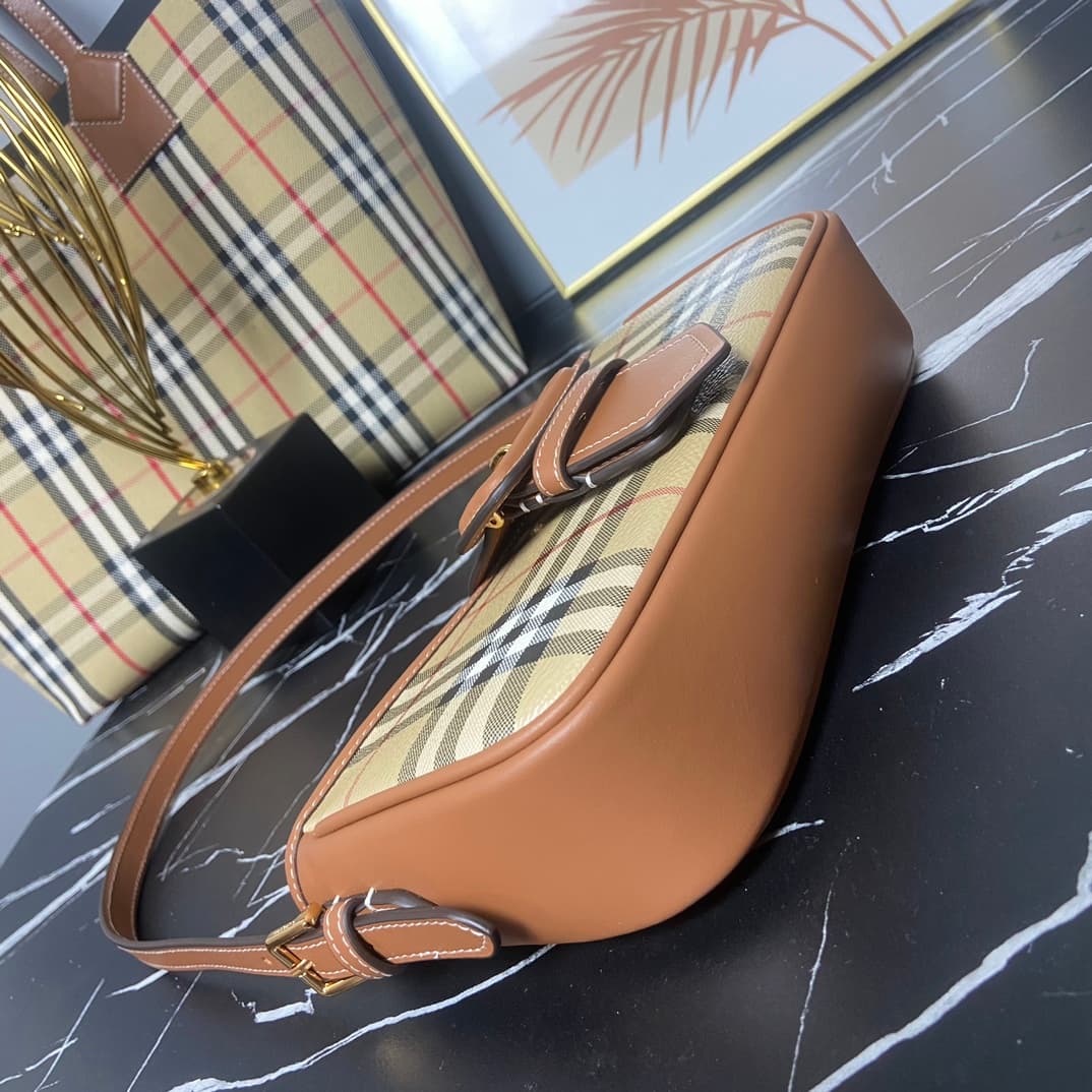 C19 B brand's latest Italian-made bag style, decorated with Burberry plaid pattern. Standout buckle belt design inspired by the brand's iconic Trench coat. Model 3308, sizes: 26 x 6 x 12 , — image 4