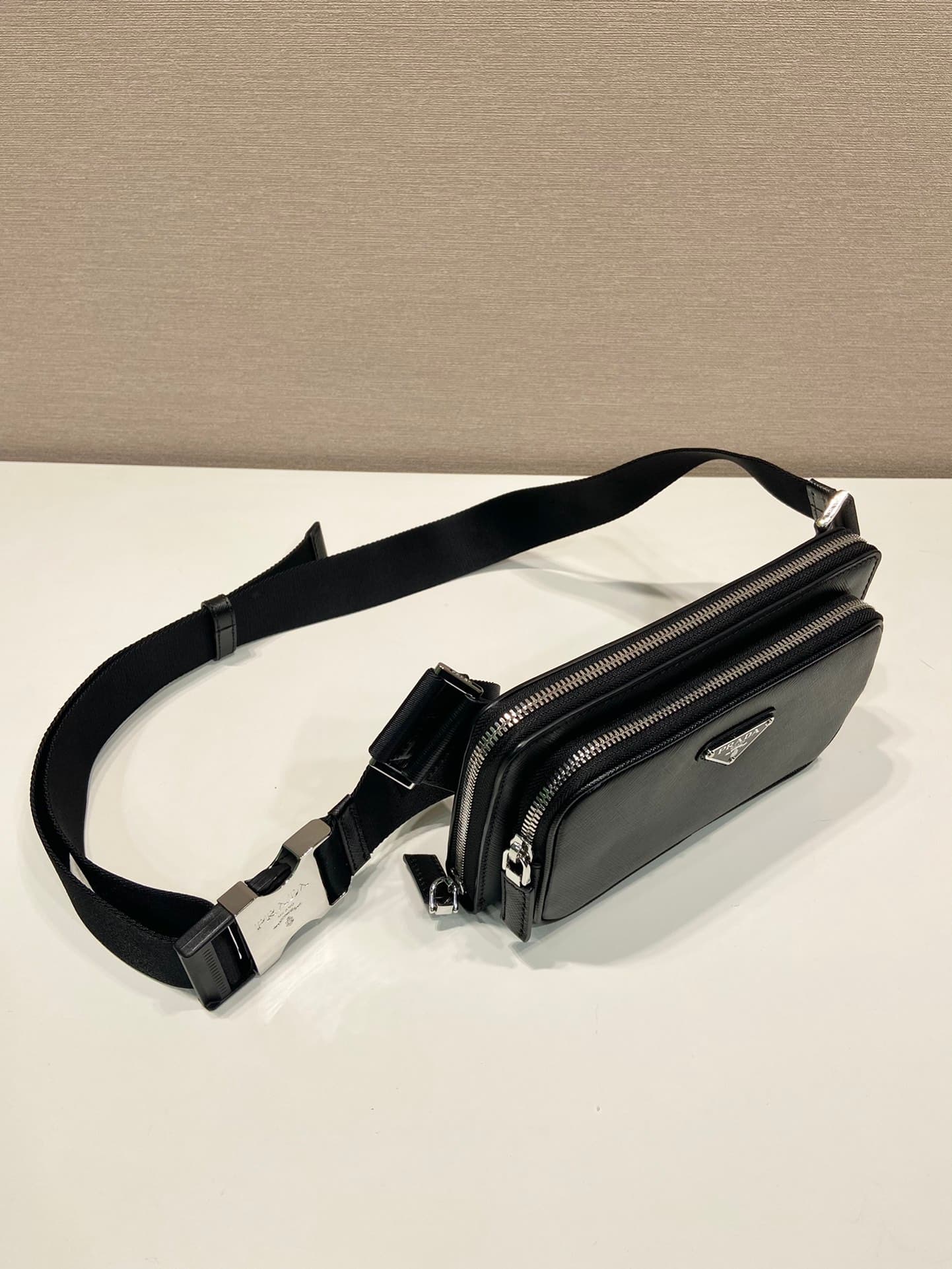 C6993 🎉New waist bag🎉2VH156🎉 — image 4