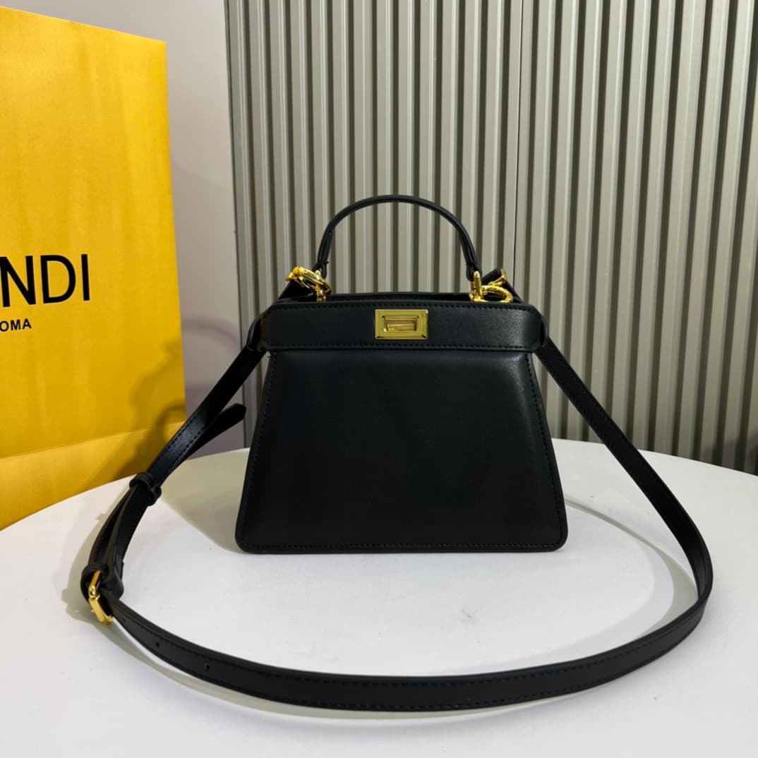 C2962 Fendi’s latest 🐱 little bag PeekaboolseeuPetite✔️ — image 3