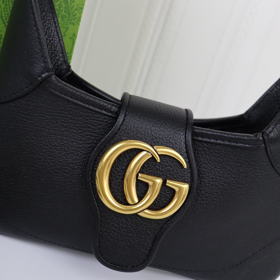 C4036 🌟 Aphrodite collection: Small crescent-shaped shoulder bag. The Gucci Cosmogonie series is presented at the historic Monte Carlo in Italy. On the runway, aesthetic elements from different eras and locations complement each other, connecting the past — image 2