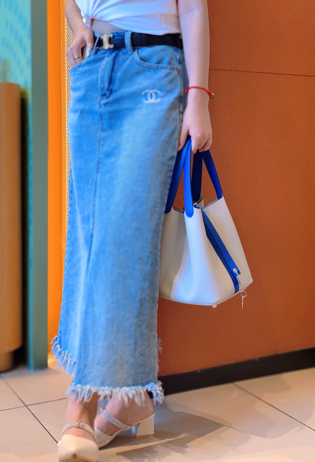 C4847 - 22Cm Upper body pearl gray/neon blue💙 — image 2