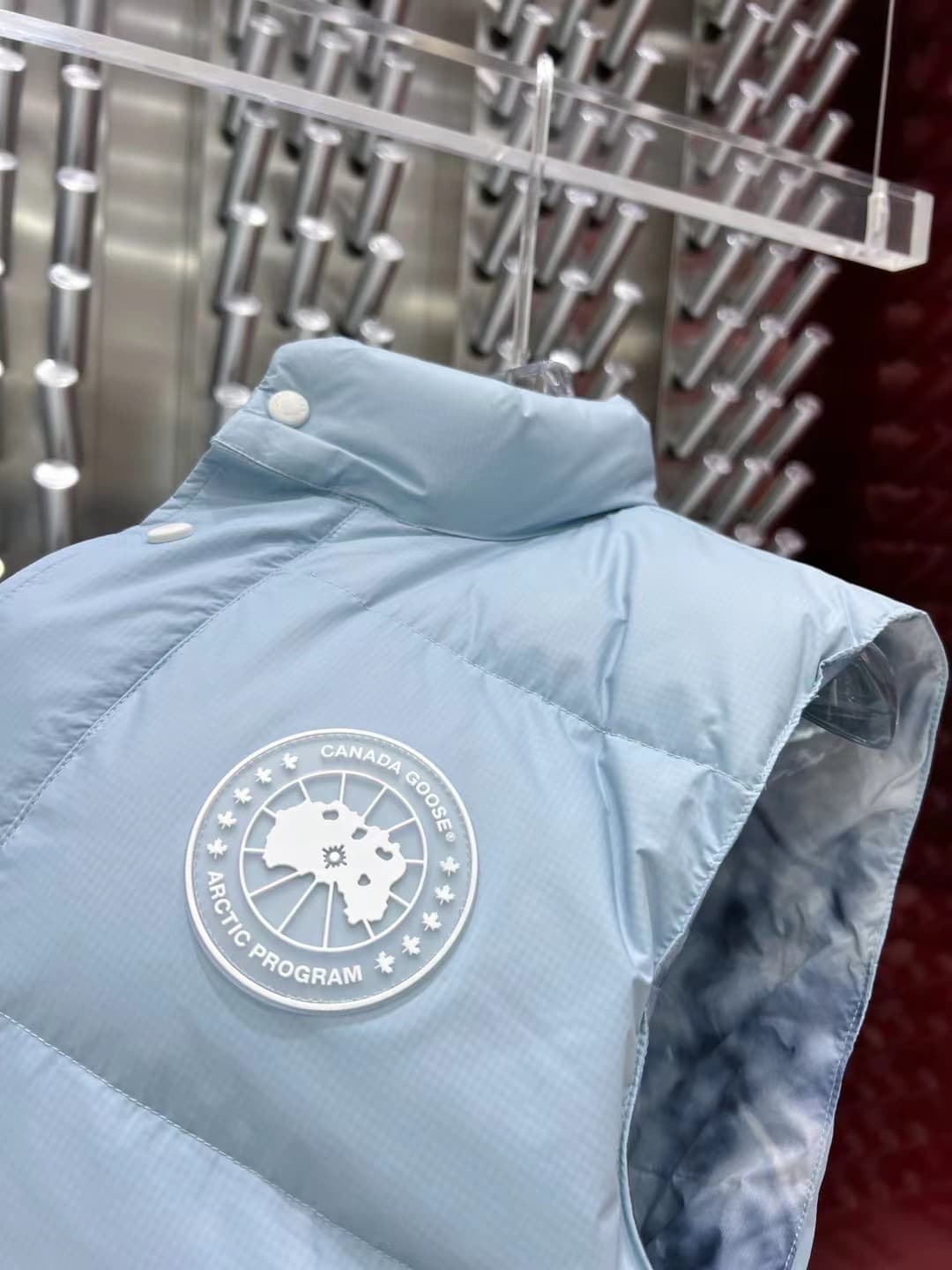 C11075 2025 – New models for autumn and winter 🆕 Down jackets. Original 1 & 1: Custom metal accessories imported directly. Welcome to the store for a comparison. Absolutely high quality. Made with top-tier 90 white duck down – ultra soft, fluffy and full  — image 7