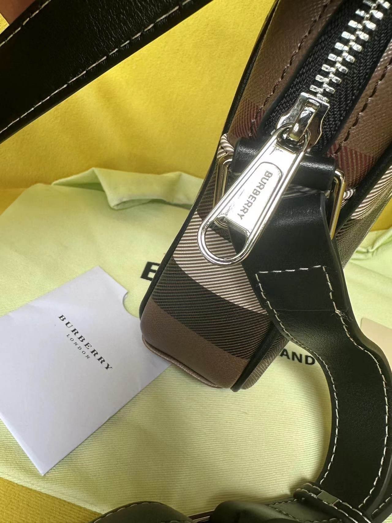 C146 Burberry’s elegant bags, adorned with Burberry check patterns and the brand logo. They feature adjustable leather shoulder straps. The bio-based materials are derived from renewable resources such as plants and castor oil. Available in sizes 12, 4, 5 — image 5