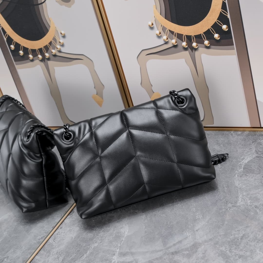 C8612 【New】LOULOU PUFFER quilting lambskin bag, made of lambskin with 100% quality. The material is soft and delicate, giving a feeling like being wrapped in clouds ☁️. The classic Y brand logo, chains, and fastenings are all crafted from silver-plated me — image 3