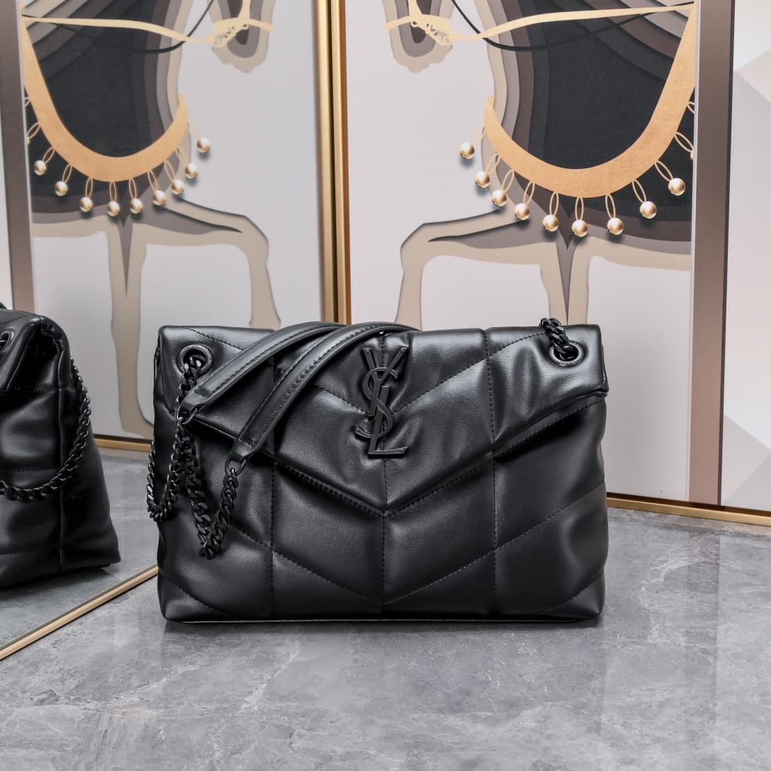 C8612 【New】LOULOU PUFFER quilting lambskin bag, made of lambskin with 100% quality. The material is soft and delicate, giving a feeling like being wrapped in clouds ☁️. The classic Y brand logo, chains, and fastenings are all crafted from silver-plated me — image 1