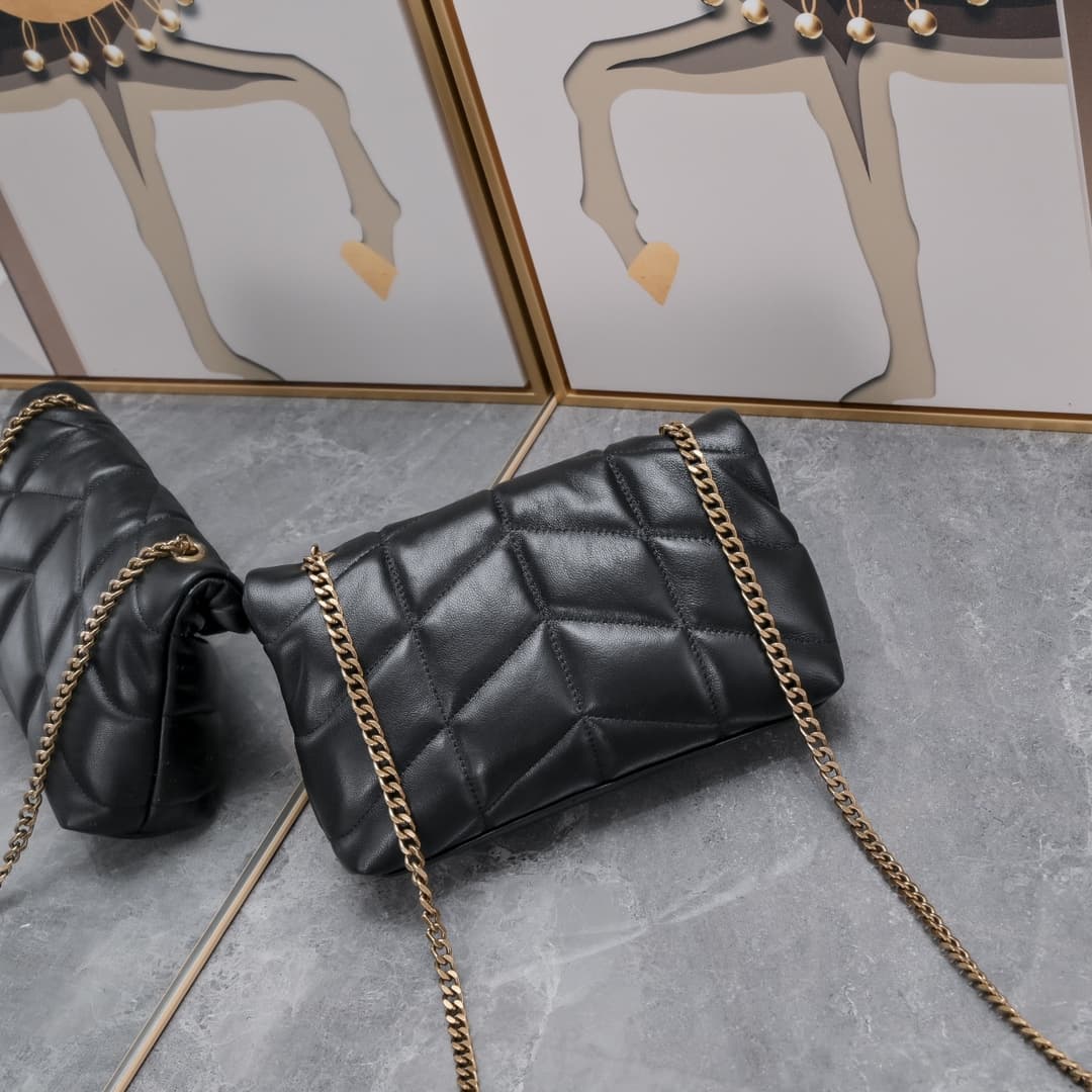 C8613 Mini-style bag #23CM is here! Made of soft Italian lambskin, this bag features Y’s diagonal striped quilting technique. It has a soft front flap pocket and a detachable shoulder strap, making it suitable for both storage purposes and as an underarm  — image 5