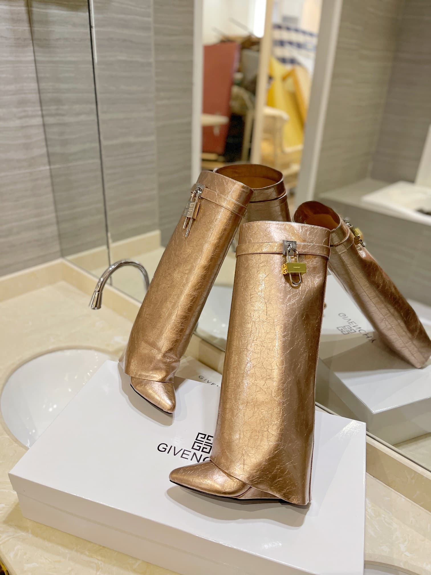 D6533 💰 Authentic version customized for specialty stores — image 4
