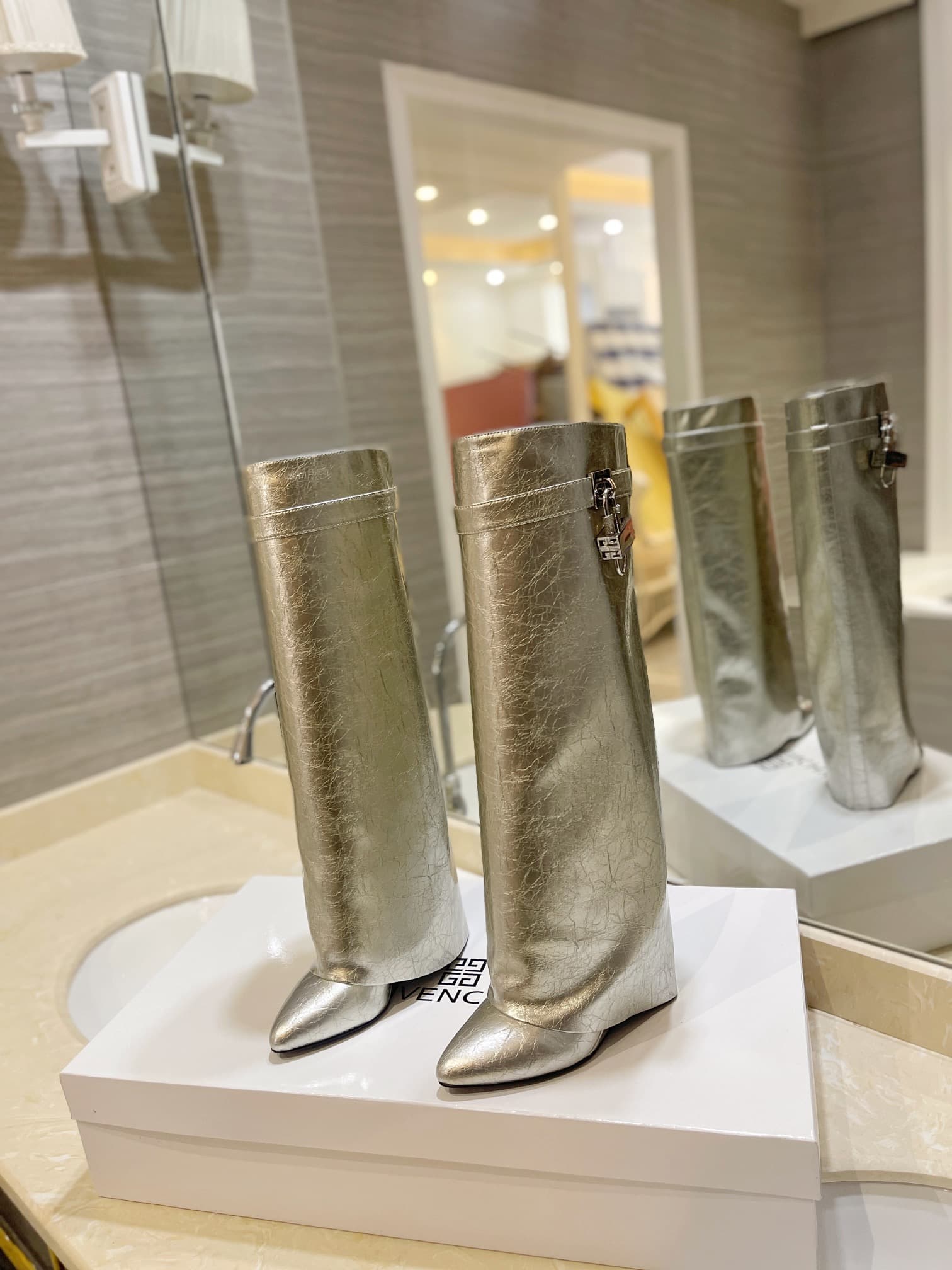 D6532 💰 Authentic version customized for retail stores — image 2