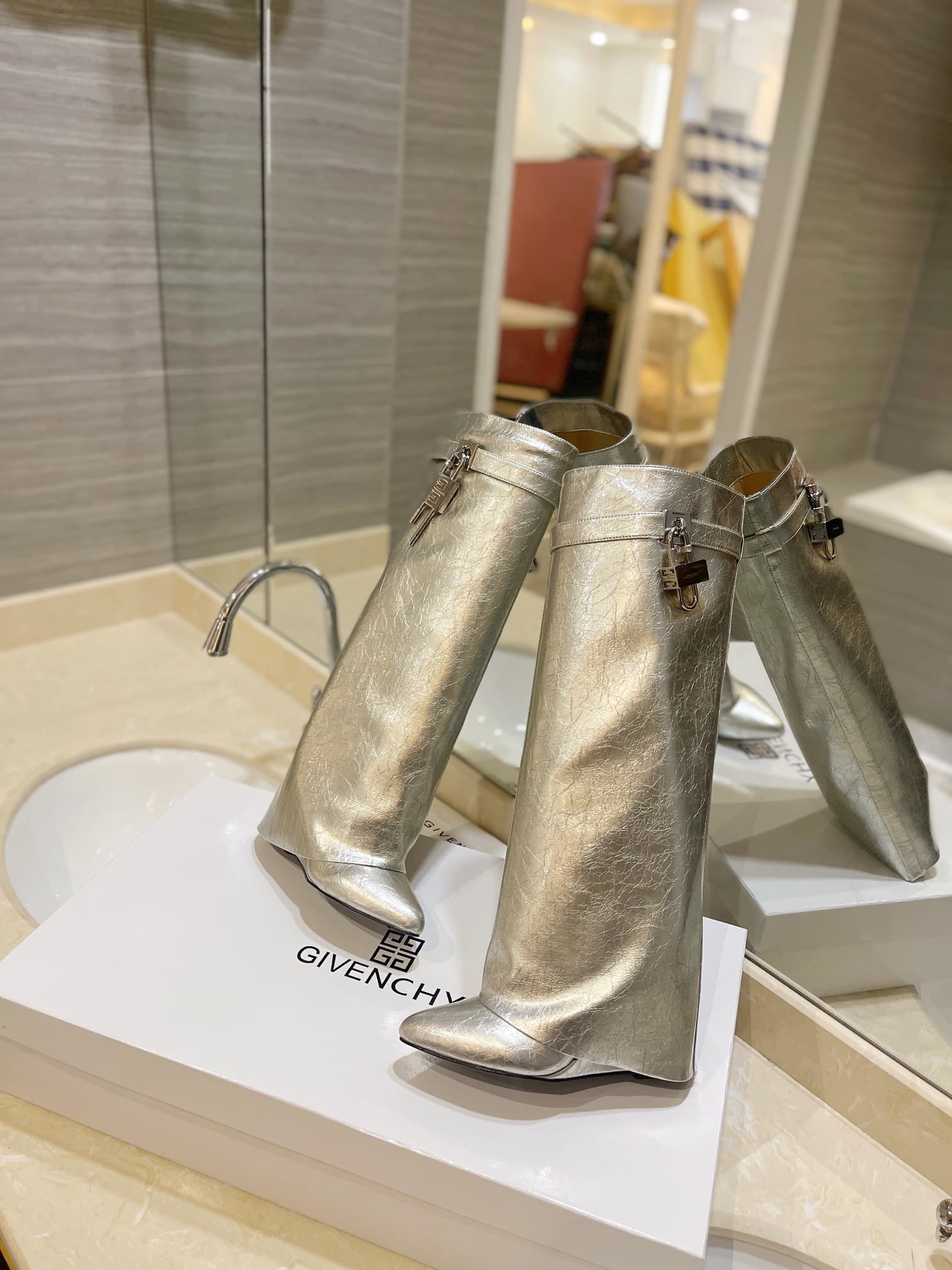 D6532 💰 Authentic version customized for retail stores — image 5