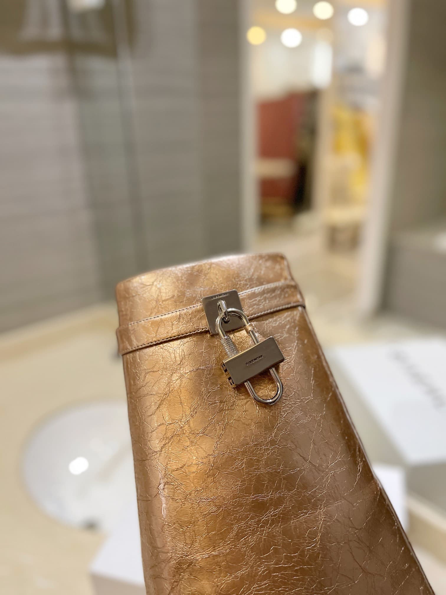 D6527 💰 Authentic, high-quality customized version from the retail store — image 8