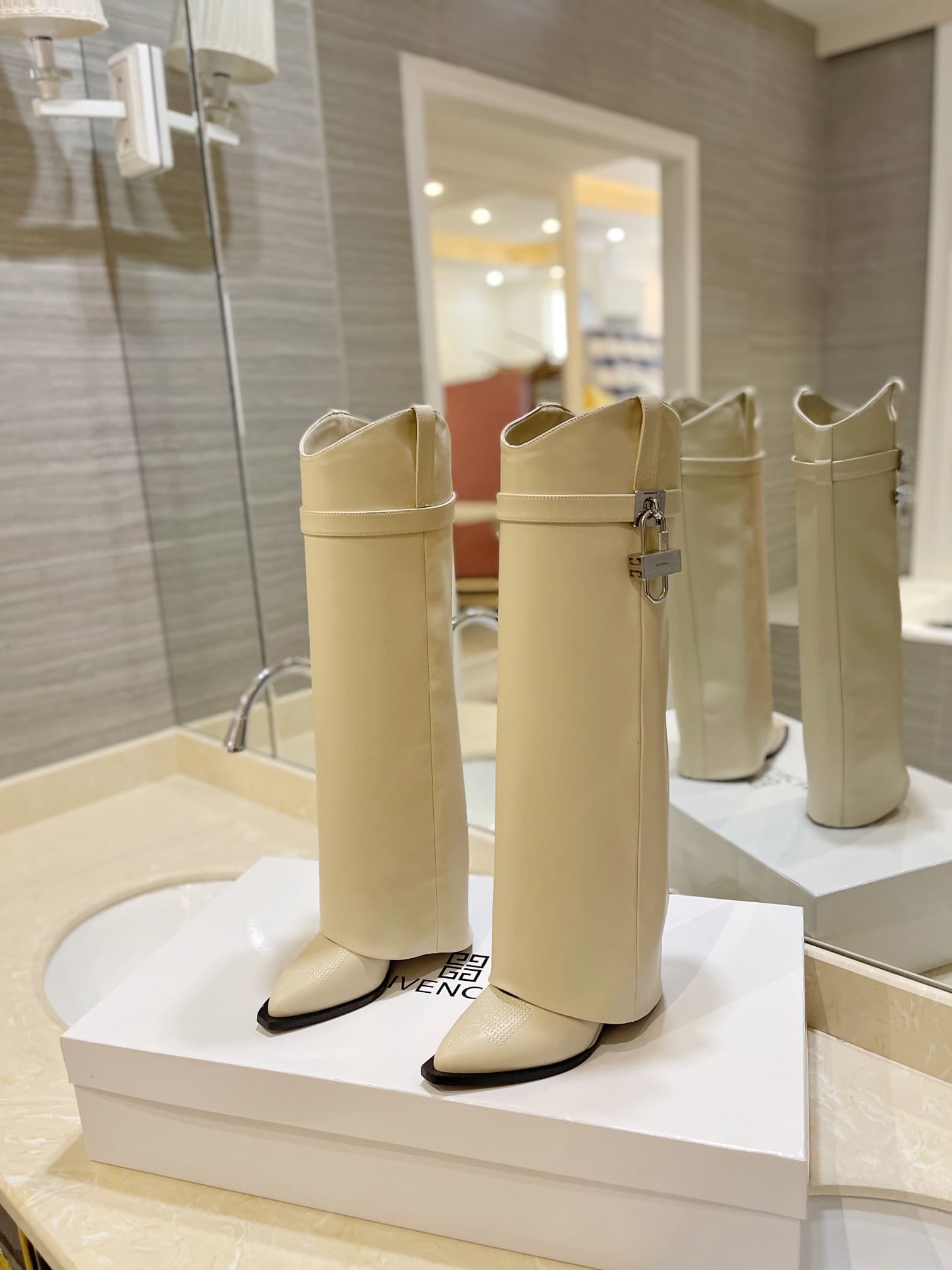 D6540 💰 Authentic version customized for specialty stores — image 2