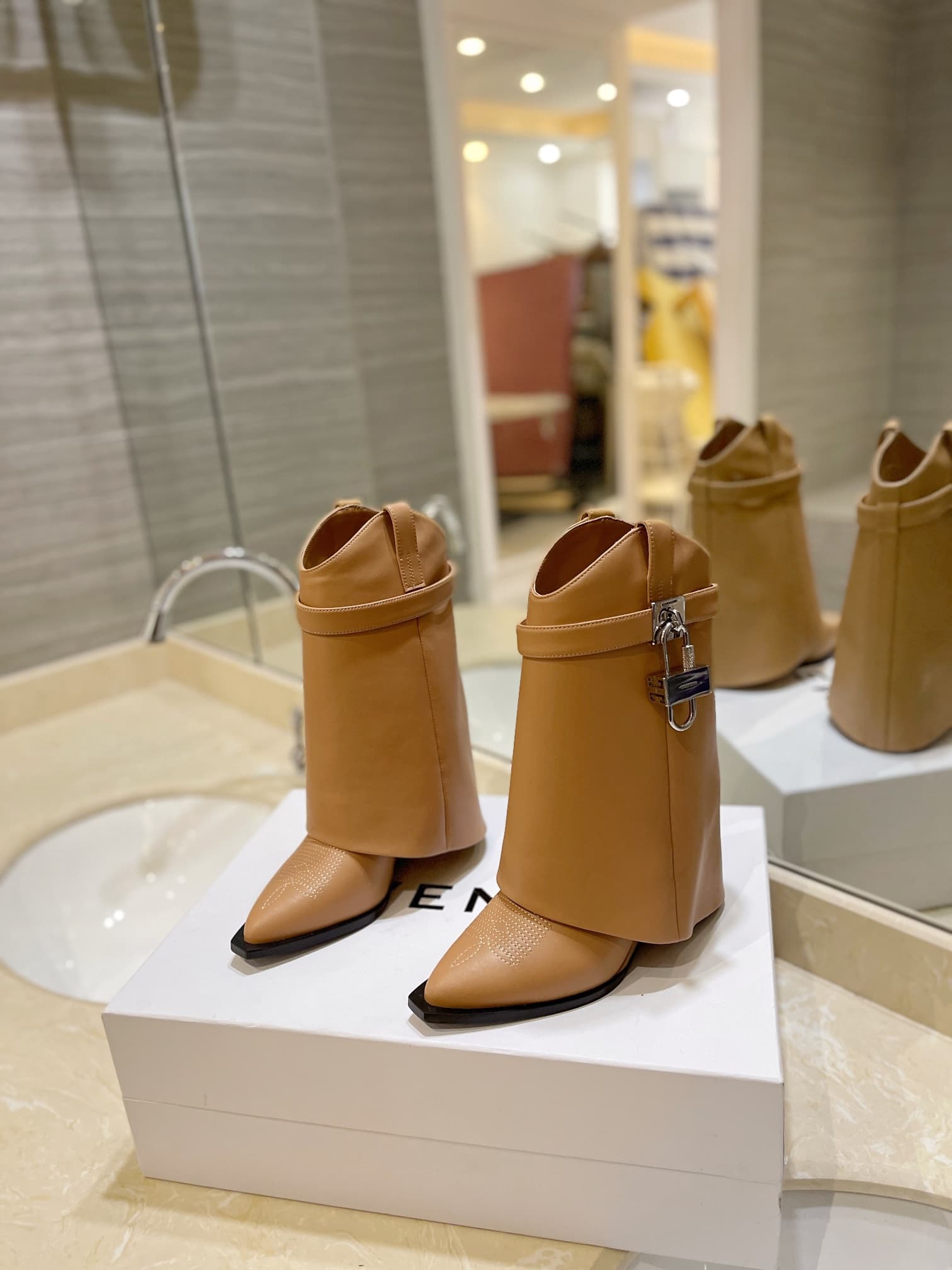 D6537 💰 Authentic version customized for specialty stores — image 2