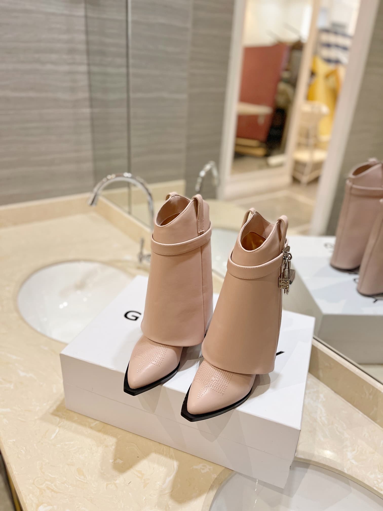 D6535 💰 Authentic, high-quality customized version from the store. — image 3