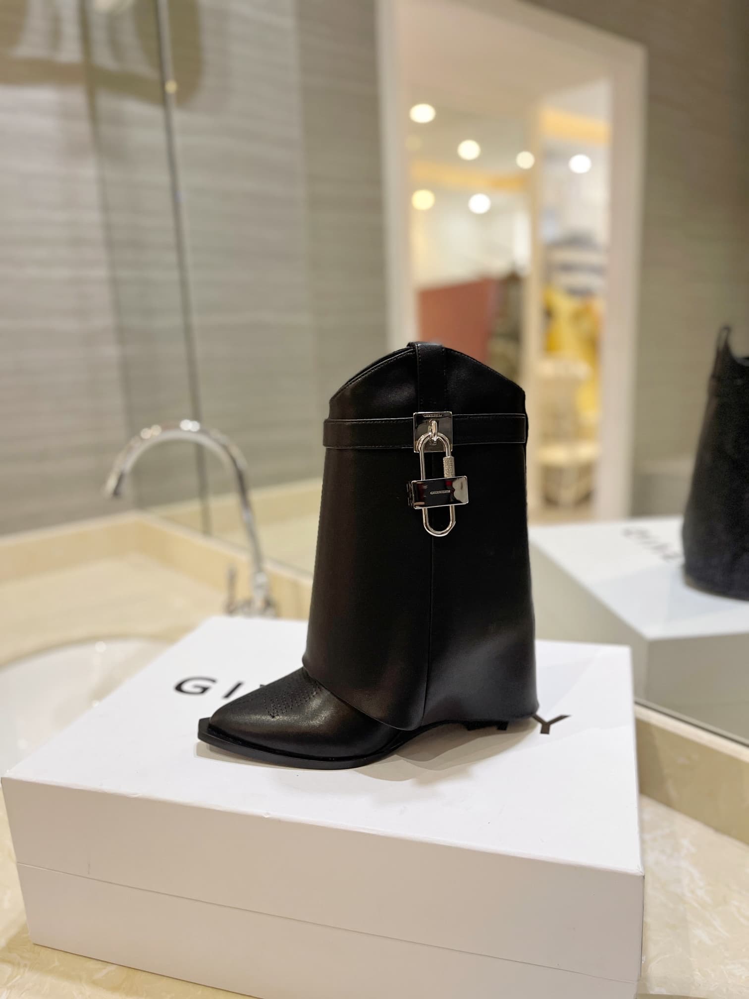 D6534 💰 Authentic, high-quality customized version from the store counter — image 4