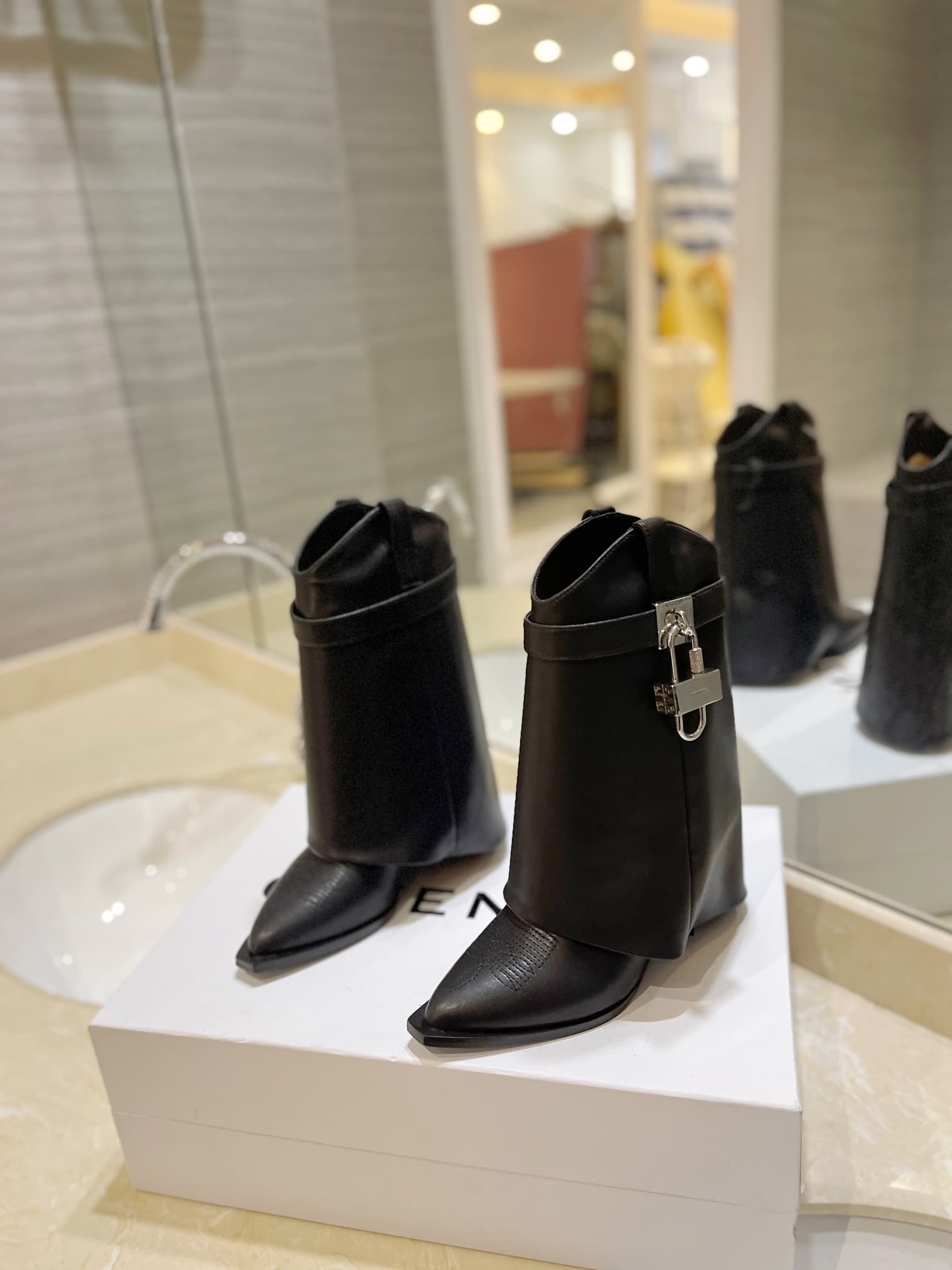 D6534 💰 Authentic, high-quality customized version from the store counter — image 2