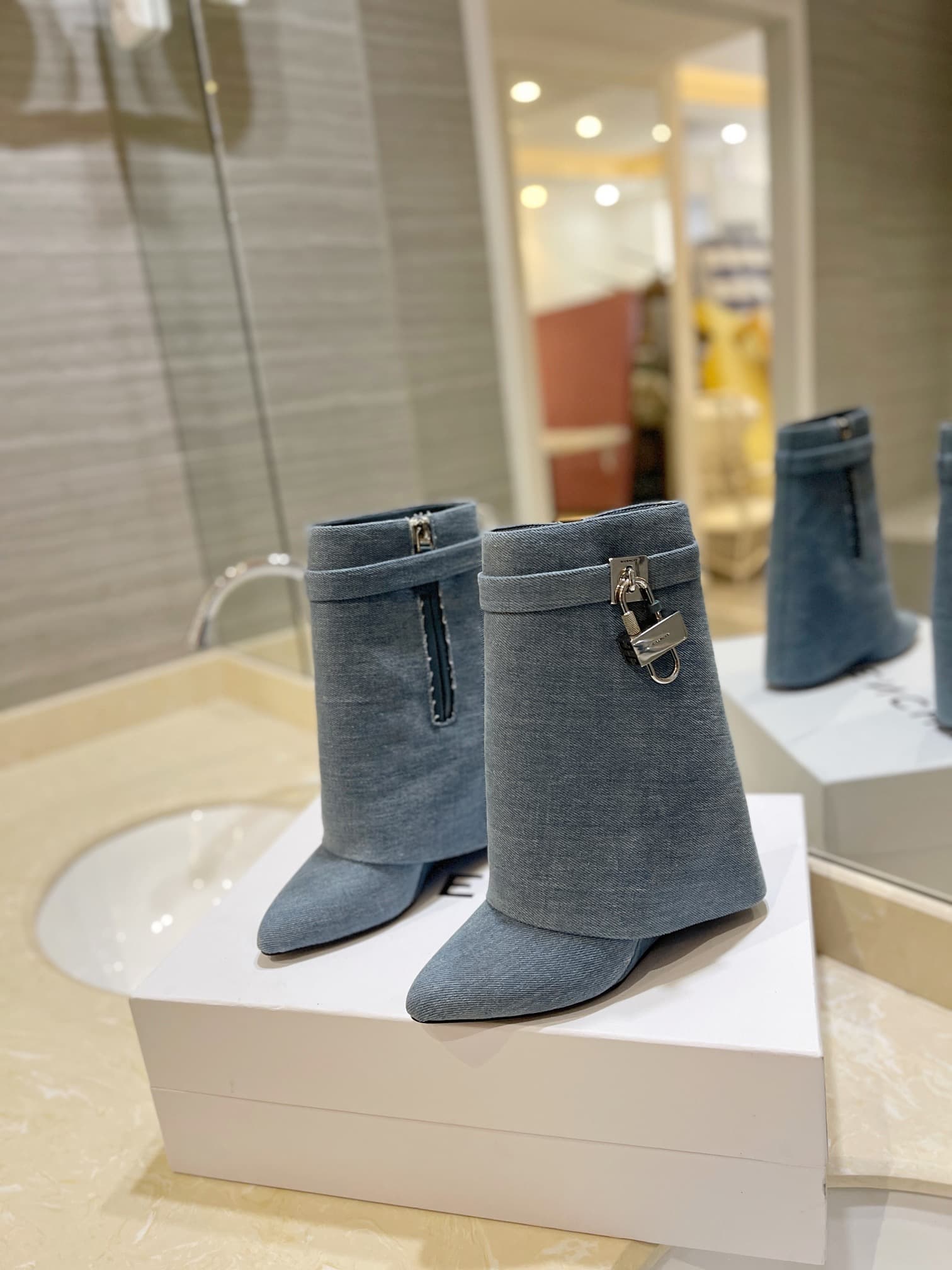 D6543 💰 Authentic, high-quality customized version from the store counter — image 2