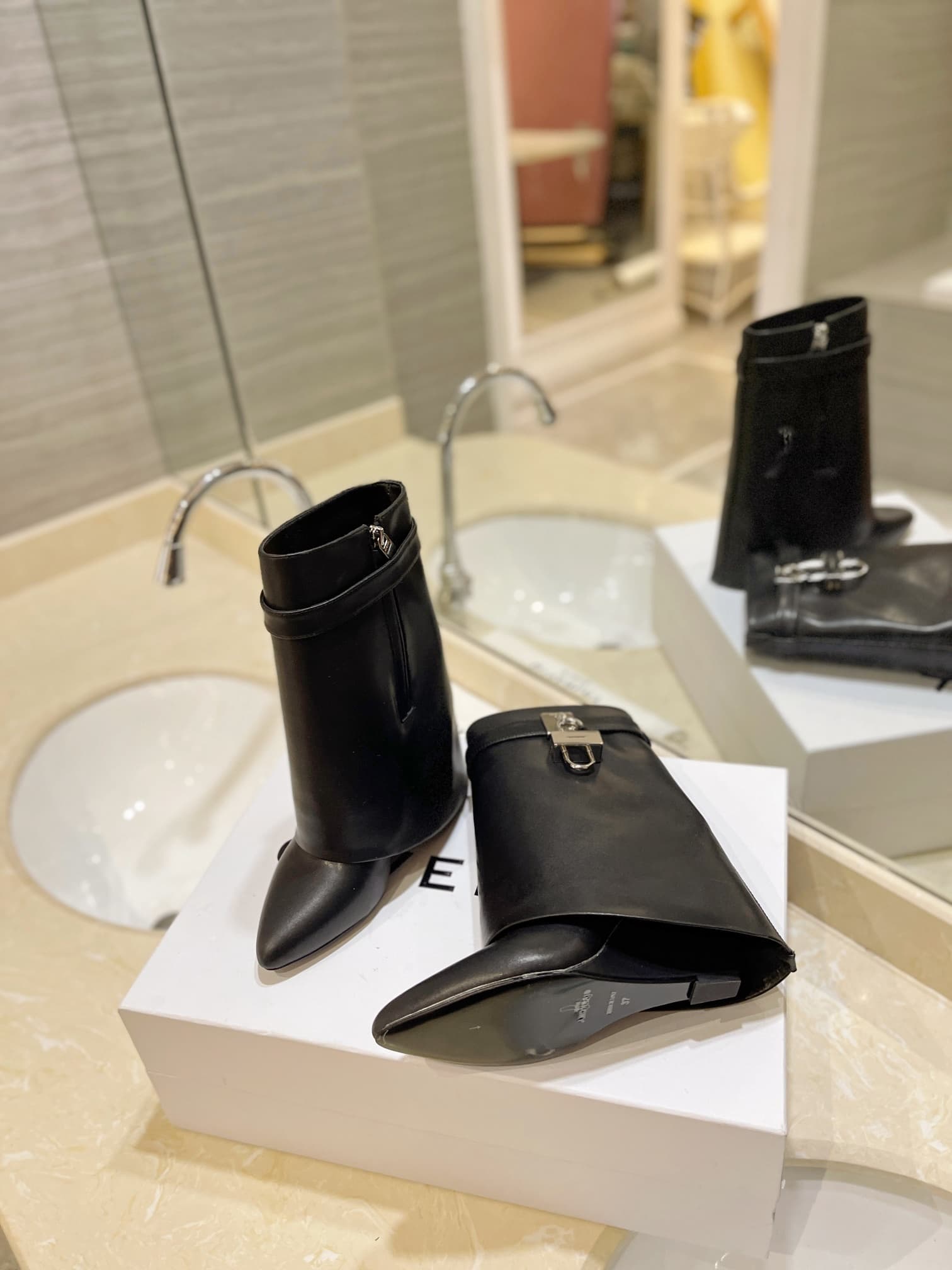 D6566 💰 Authentic, high-quality customized version from the retail store — image 5