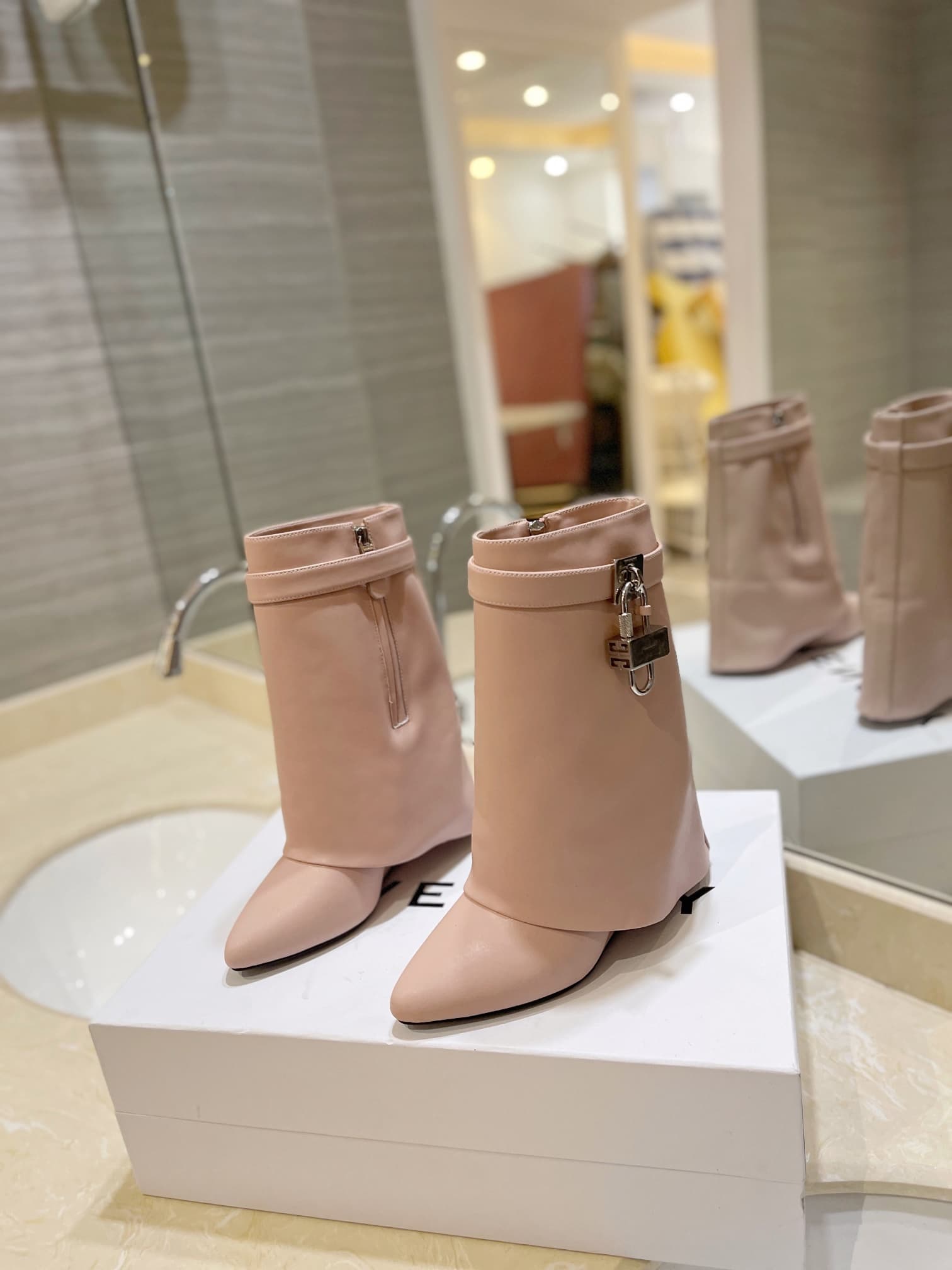 D6562 💰 Authentic version customized for retail stores — image 2