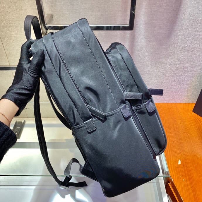 C6949 🎉 Environmental Protection Collection🎉 New 2VZ081 Men's Backpack🎉🎉 — image 5