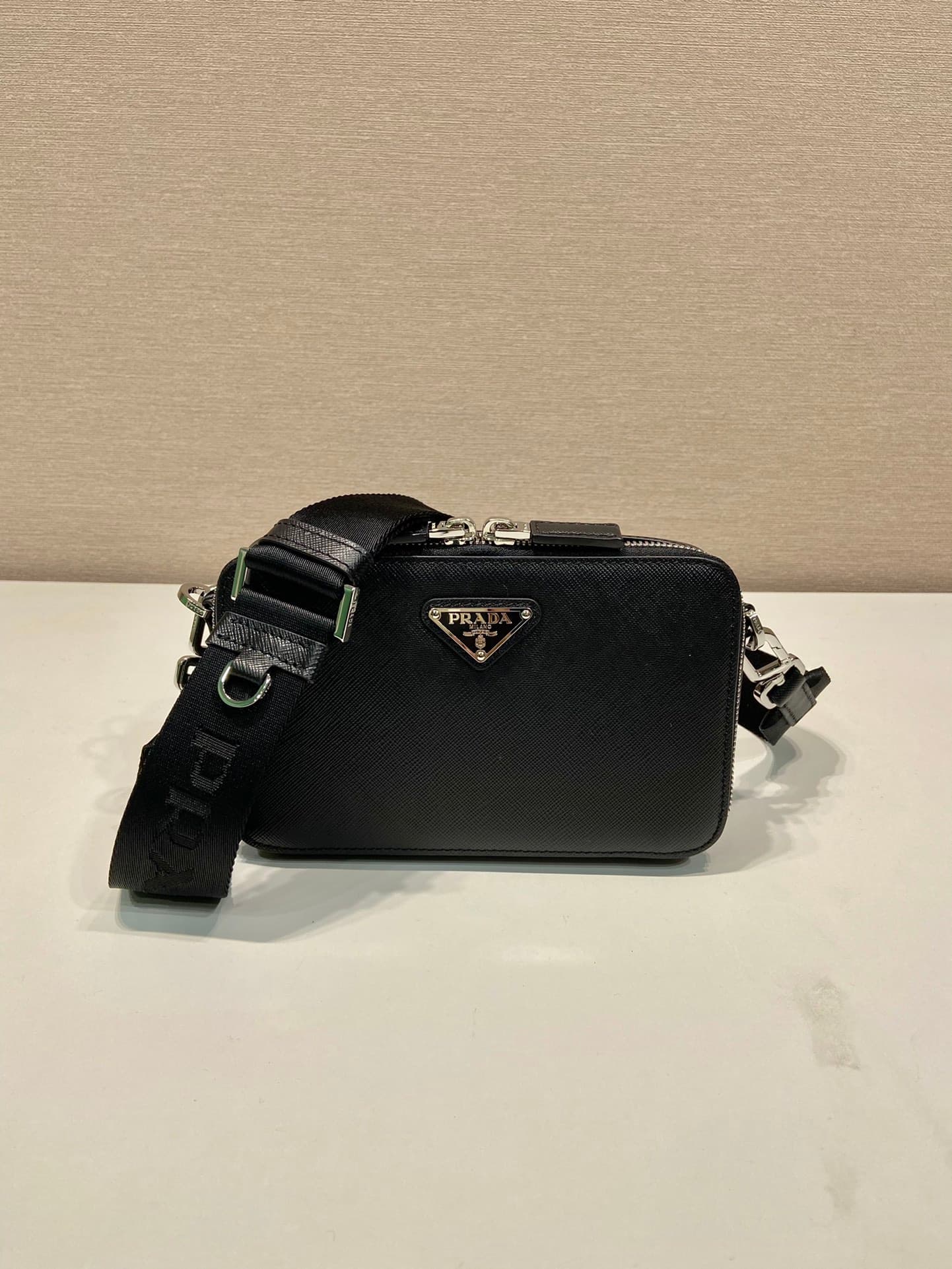 C6990 🎉New postman bag🎉2VH173 cross pattern🎉👏 — image 2