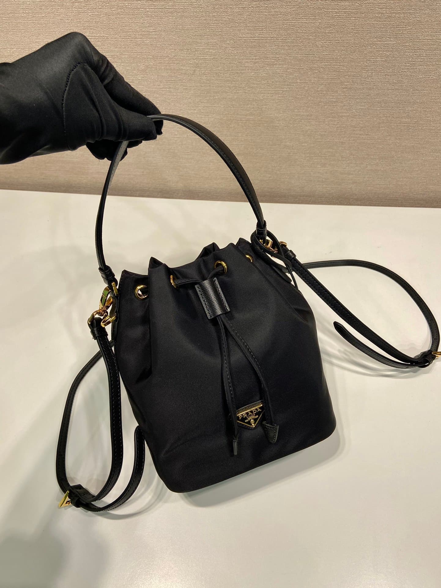 C6973 🎉New bucket bag🎉1BE067 upgraded version🎉🎉 — image 2