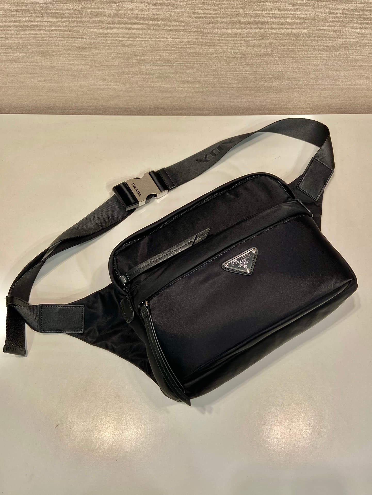 C6944 🎉New model 🎉2VH038B postman bag 👏🏻👏🏻 — image 4