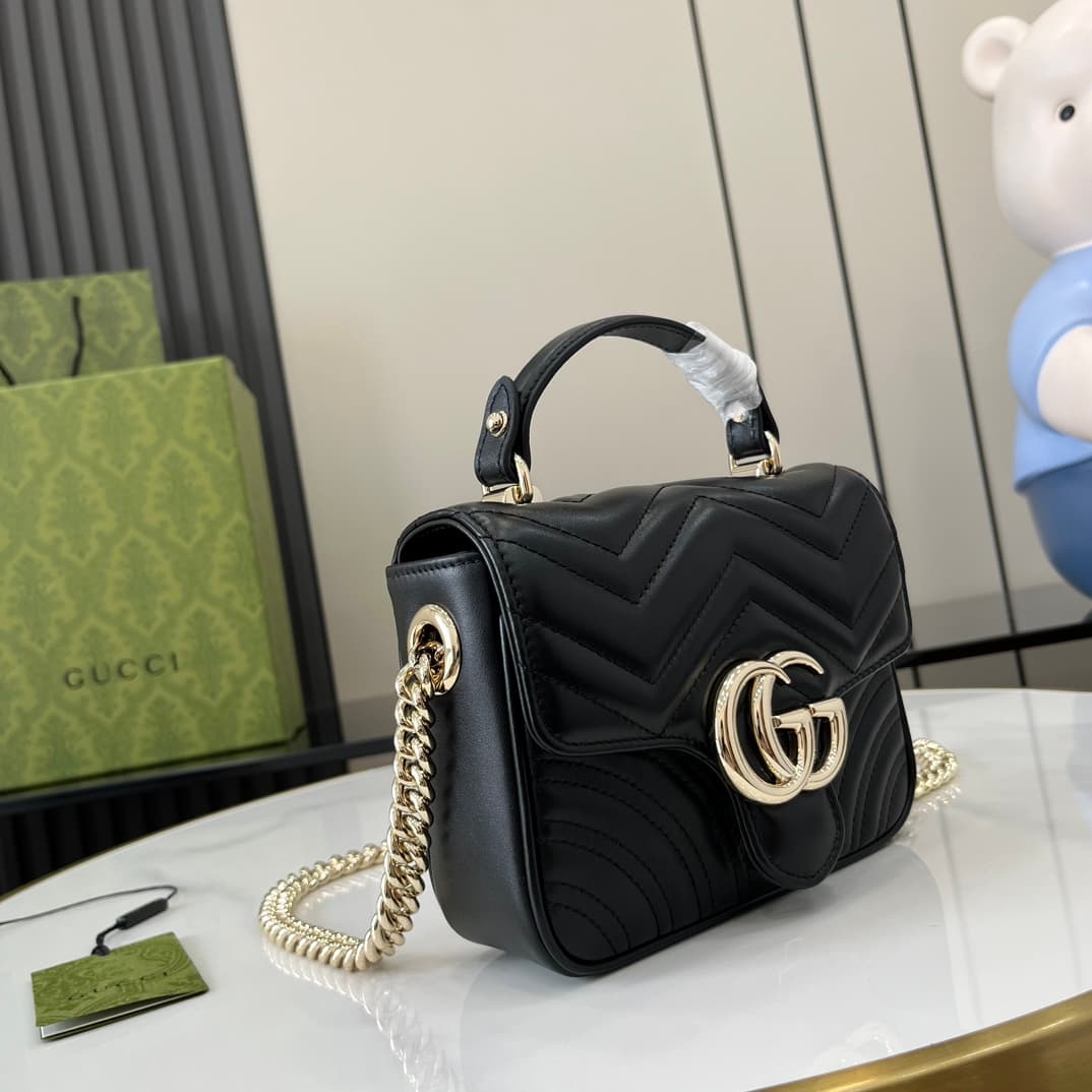 C4020 GG Marmont collection mini handbag. The GG Marmont collection presents a new silhouette with classic colors, exuding the charm of early autumn. This handbag is made of Gucci Black (Rosso Ancora) V-shaped leather sewn together, with detachable buckle — image 2