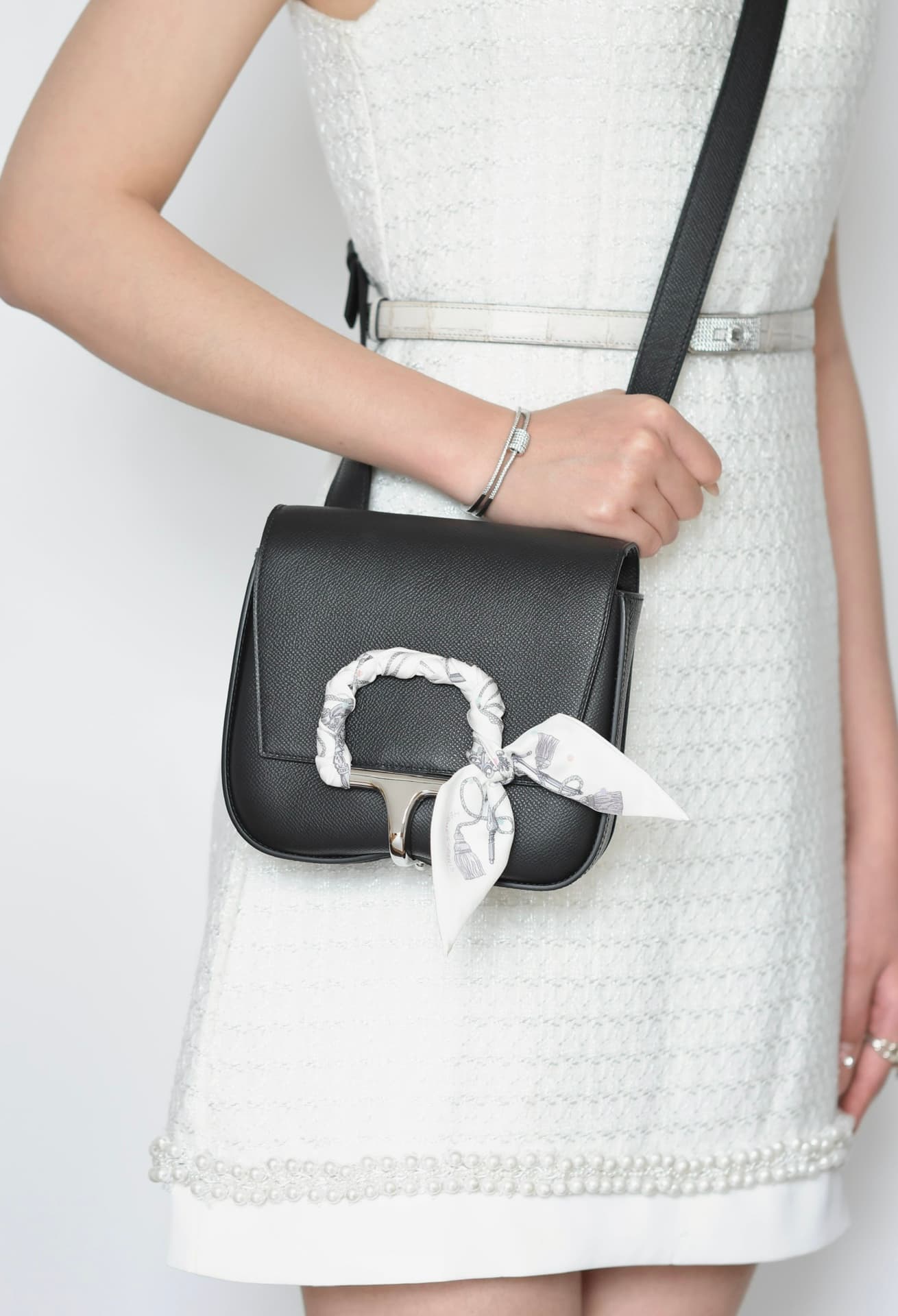 C4854 #mini Della/epsom/black/silver buttons/Meitu# — image 4