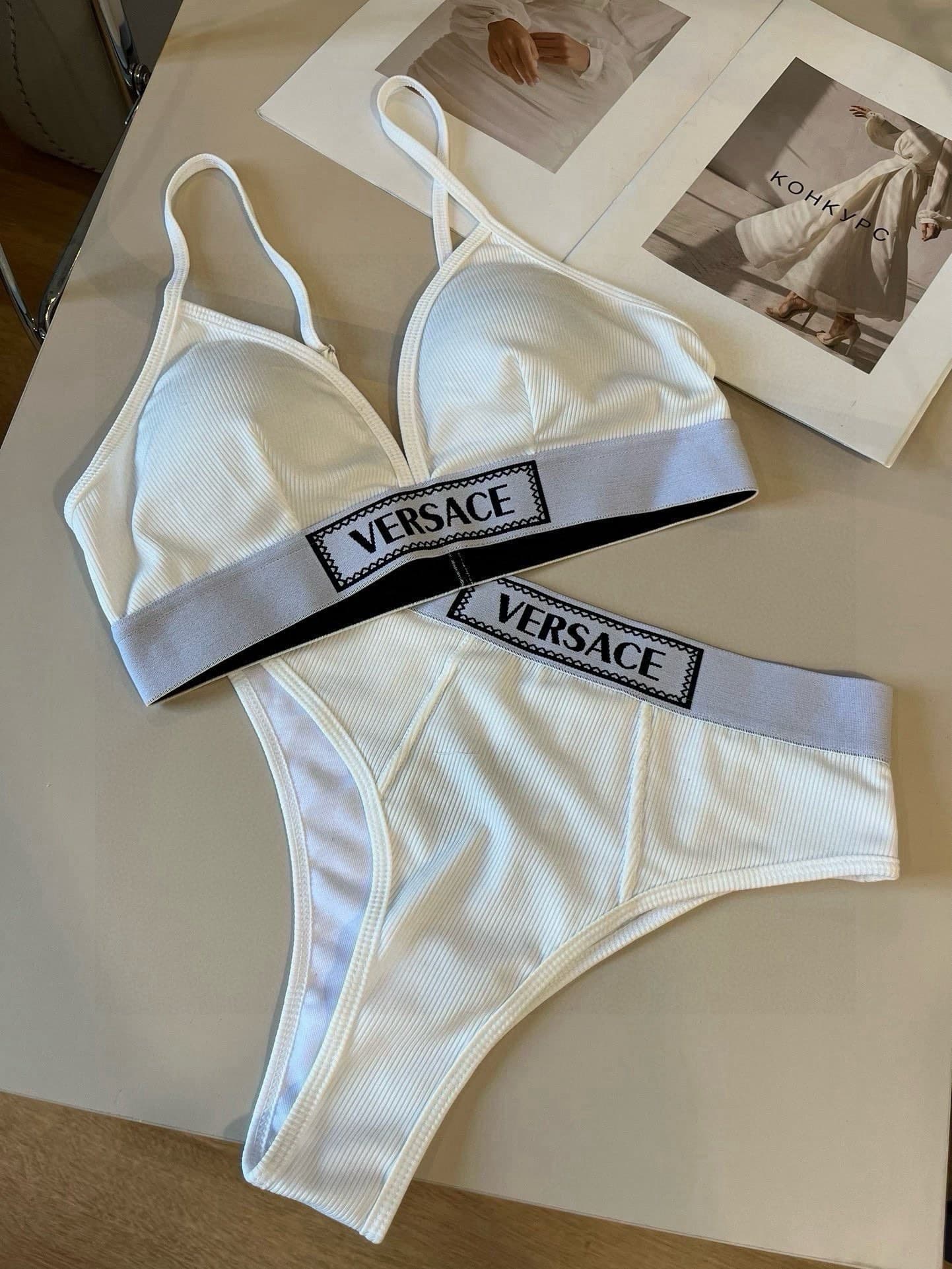 C24957 Versace swimsuit ¥ — image 3