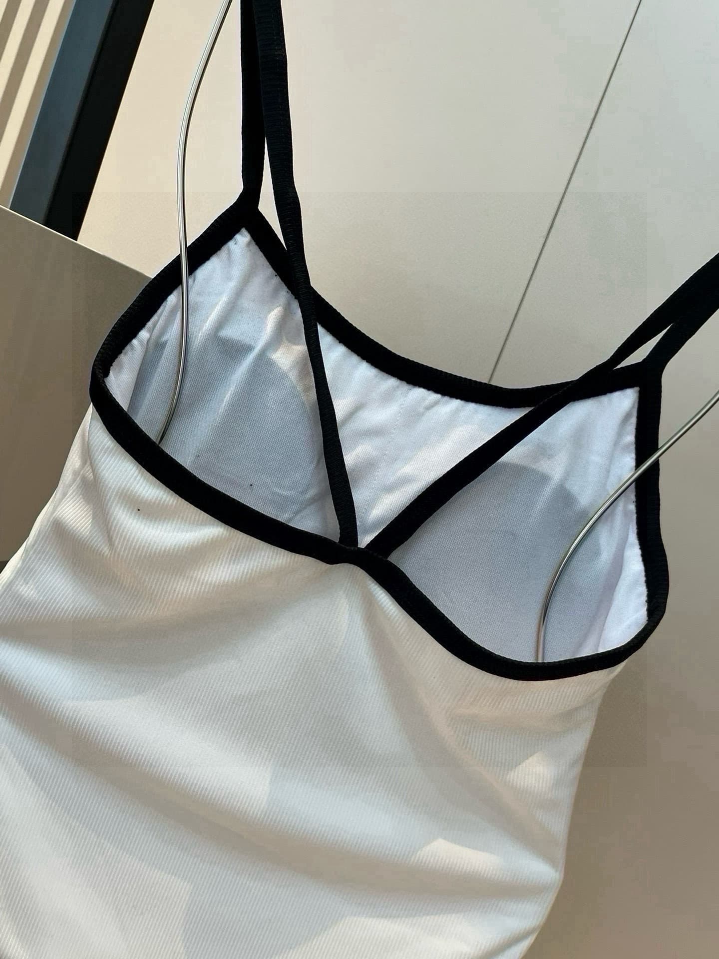C24958 Chanel swimsuits ¥ — image 5