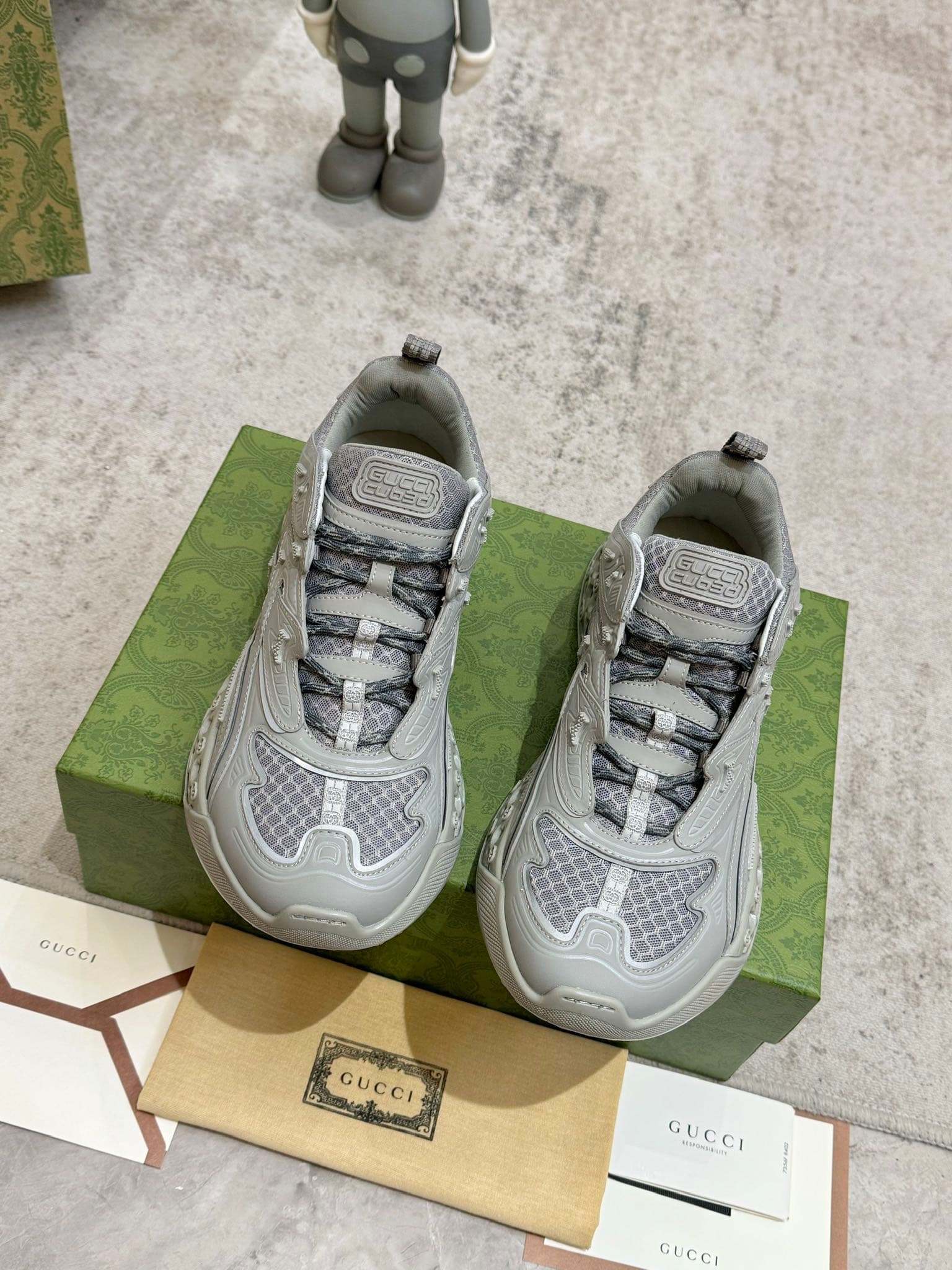 D6835 Gucci introduces new models. These sports shoes are beautifully crafted to bring back the brand’s iconic stripes and straps😍😍 When vintage elements meet futuristic designs🎊🎊 These new Gucci shoes truly push the boundaries of fashion trends💥 — image 5