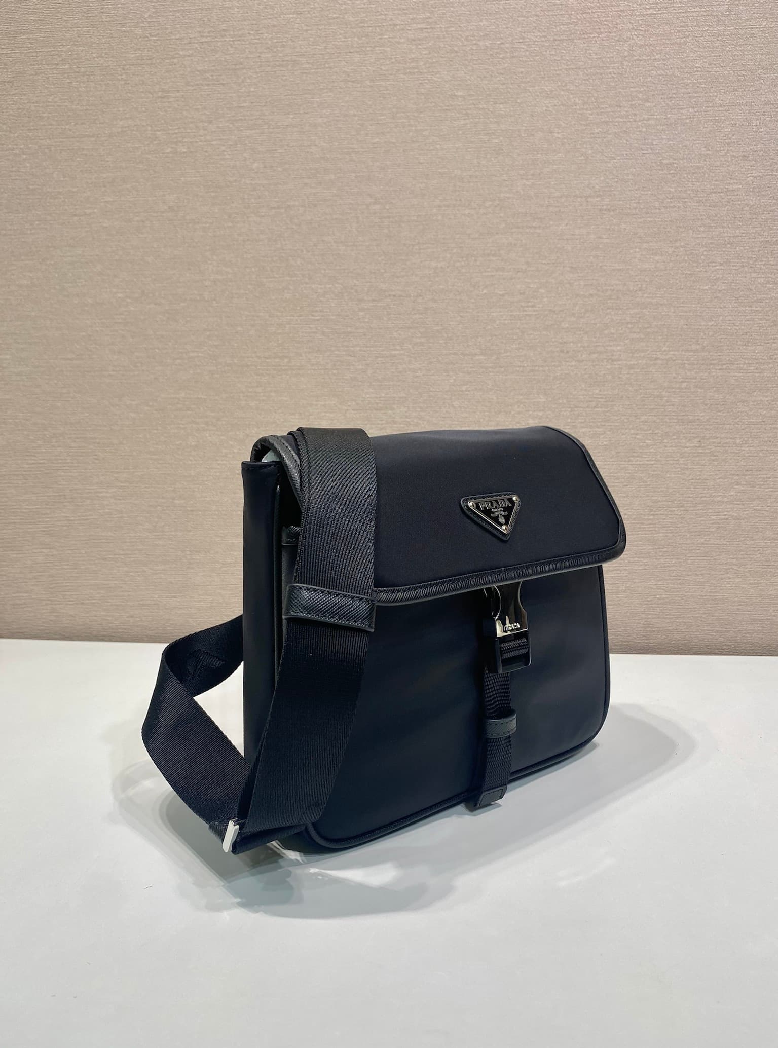 C6946 🎉 New product 🎉 2VD077 crossbody bag 🎉🎉 — image 2
