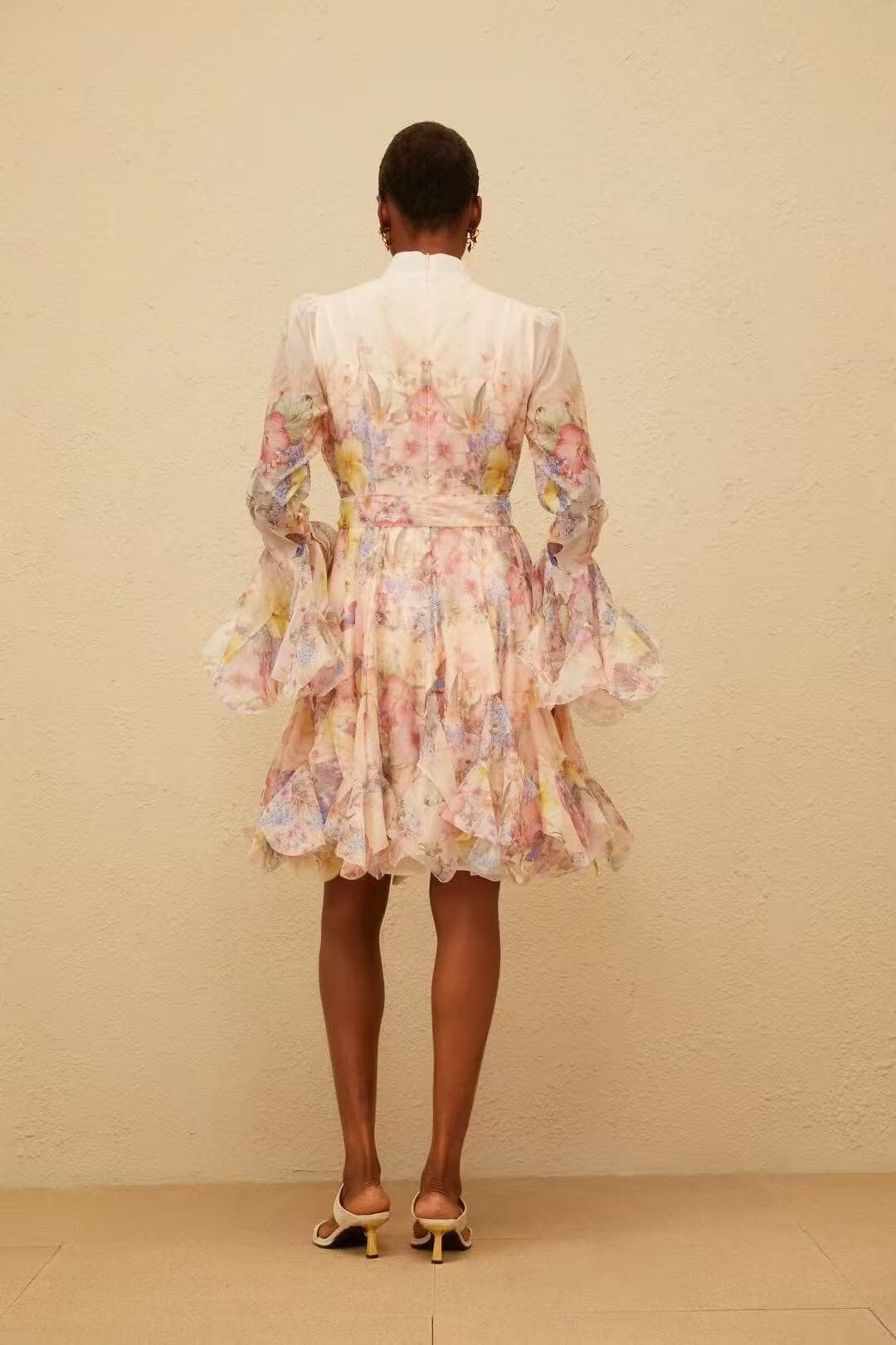 C18260 Item number: 20254120 Zimmermann – New model with hyacinth flower pattern,荷叶-shaped belt, high-waisted trumpet sleeves, short skirt. Colors: purple, yellow. S-XL sizes available. [Size M: bust 90, sleeve length 66, waistline 72, skirt length 95] — image 4