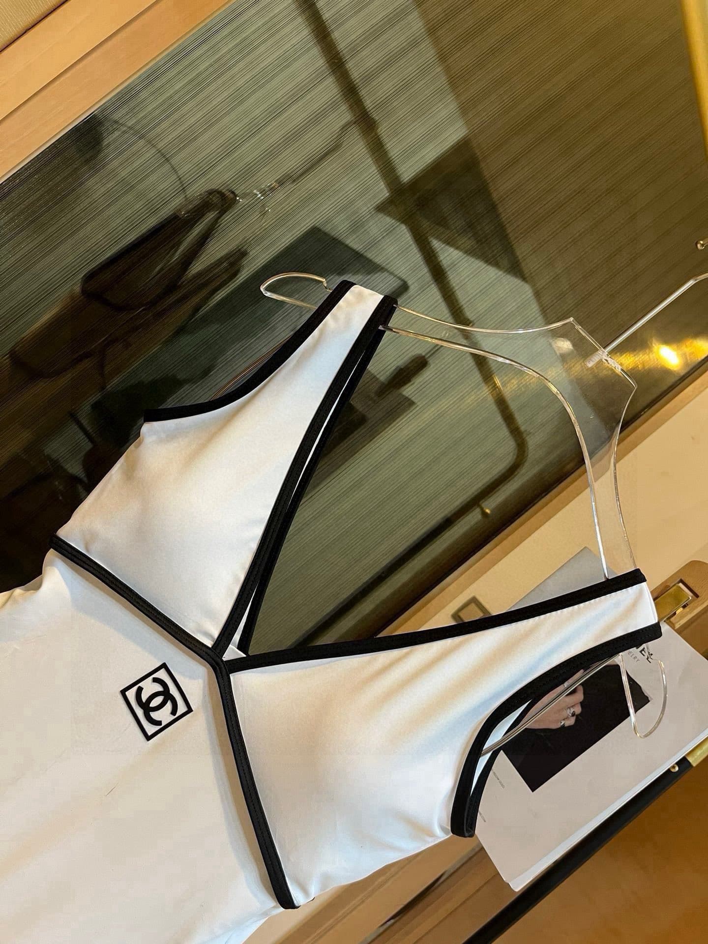 C24862 Chanel swimsuits ¥ — image 2