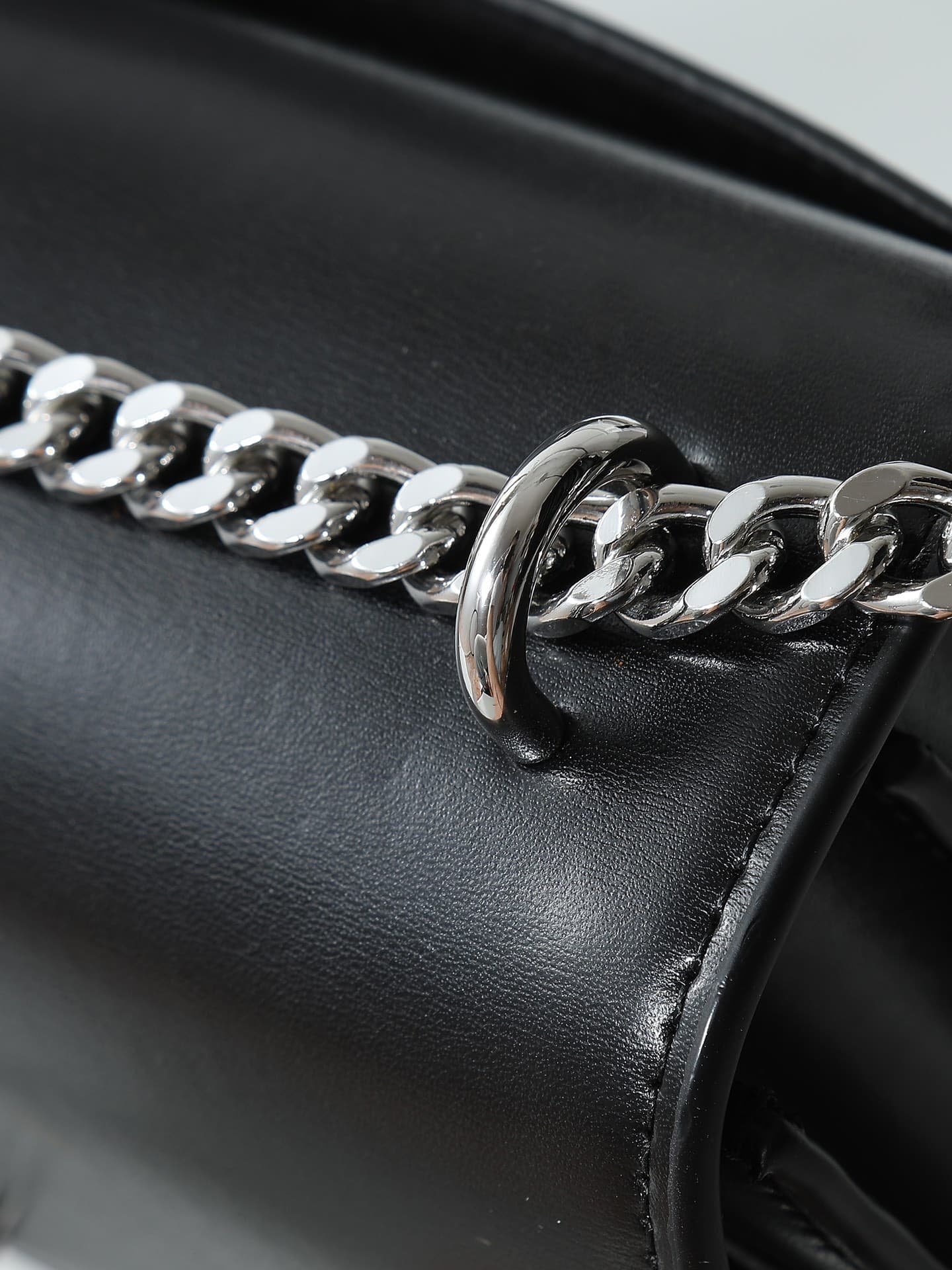 C8603 (Vintage/retro leather material🐂) Vintage/retro imported high-quality leather with toothpick pattern ➕ premium custom-made, perfectly aligned vacuum electroplated antique gold hardware—new antique gold hardware in stock! The craftsmanship of the lea — image 6