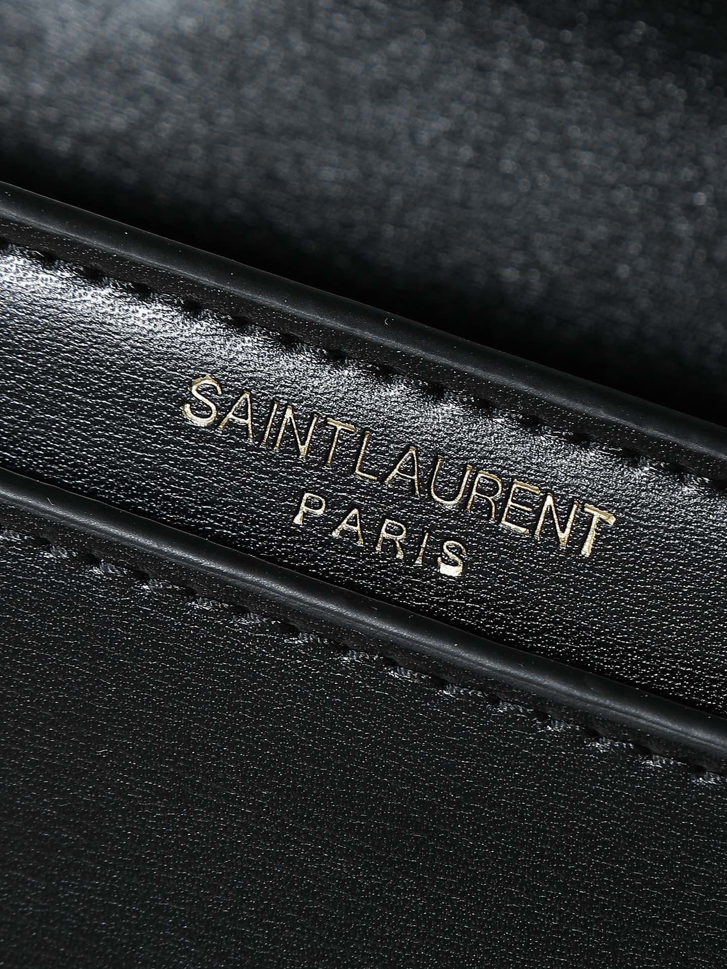 C8602 (Vintage/retro leather skin🐂) Vintage/retro imported high-quality leather skin with toothpick pattern ➕ premium custom-made, perfectly aligned vacuum-plated antique gold hardware—new antique gold hardware in stock! The craftsmanship of the leather a — image 7