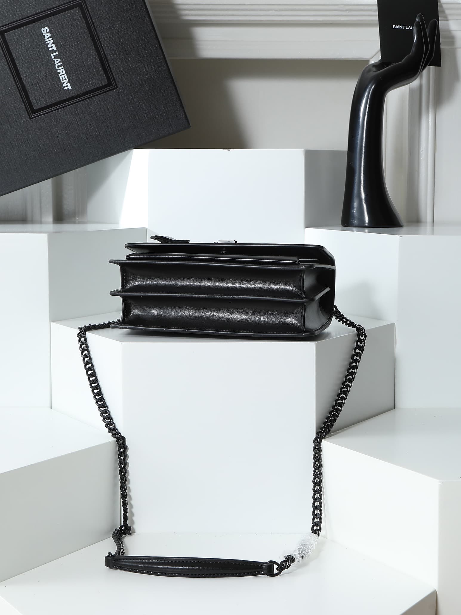 C8601 (Vintage/retro leather material🐂) Vintage/retro imported high-quality leather with toothpick pattern ➕ premium custom-made, perfectly aligned vacuum electroplated antique gold hardware—new antique gold hardware in stock! The craftsmanship of the lea — image 4