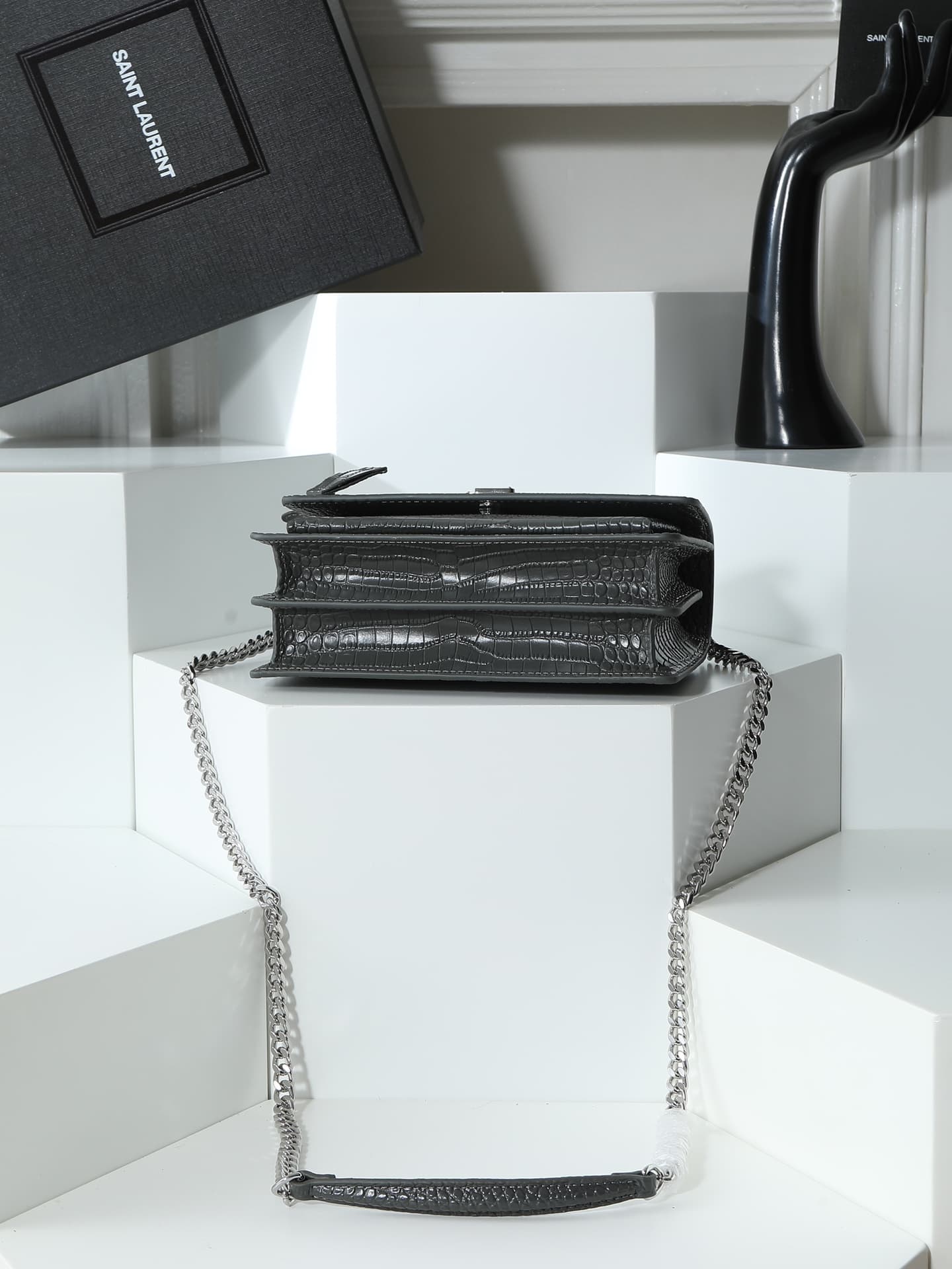 C8599 YSL Crocodile Pattern, same as the Prince Wen model. Features a special leather texture with three-dimensional patterns; imported electroplated antique silver hardware. A great item for street photography – it captures attention and is practical and — image 6