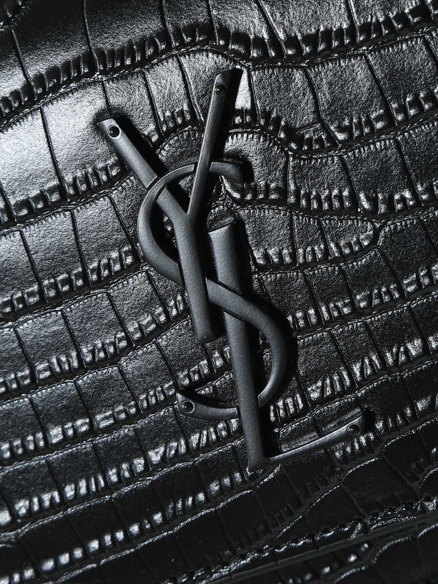 C8596 YSL Crocodile Pattern, similar to the Prince Wen model. Features a special leather texture with three-dimensional patterns; imported electroplated antique silver hardware. An excellent item for street photography – it captures attention and is pract — image 5