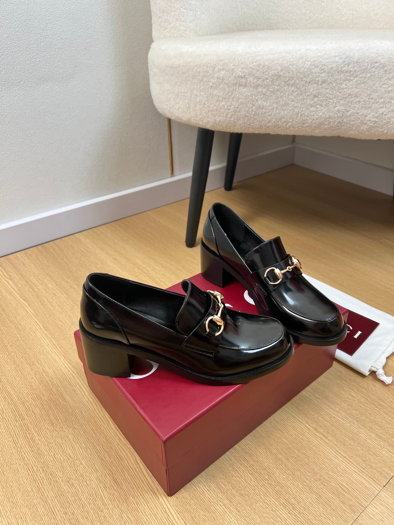 D6849 🍸 GUCCI Gucci | 𝟐𝟎𝟐5ˢˢ — image 3