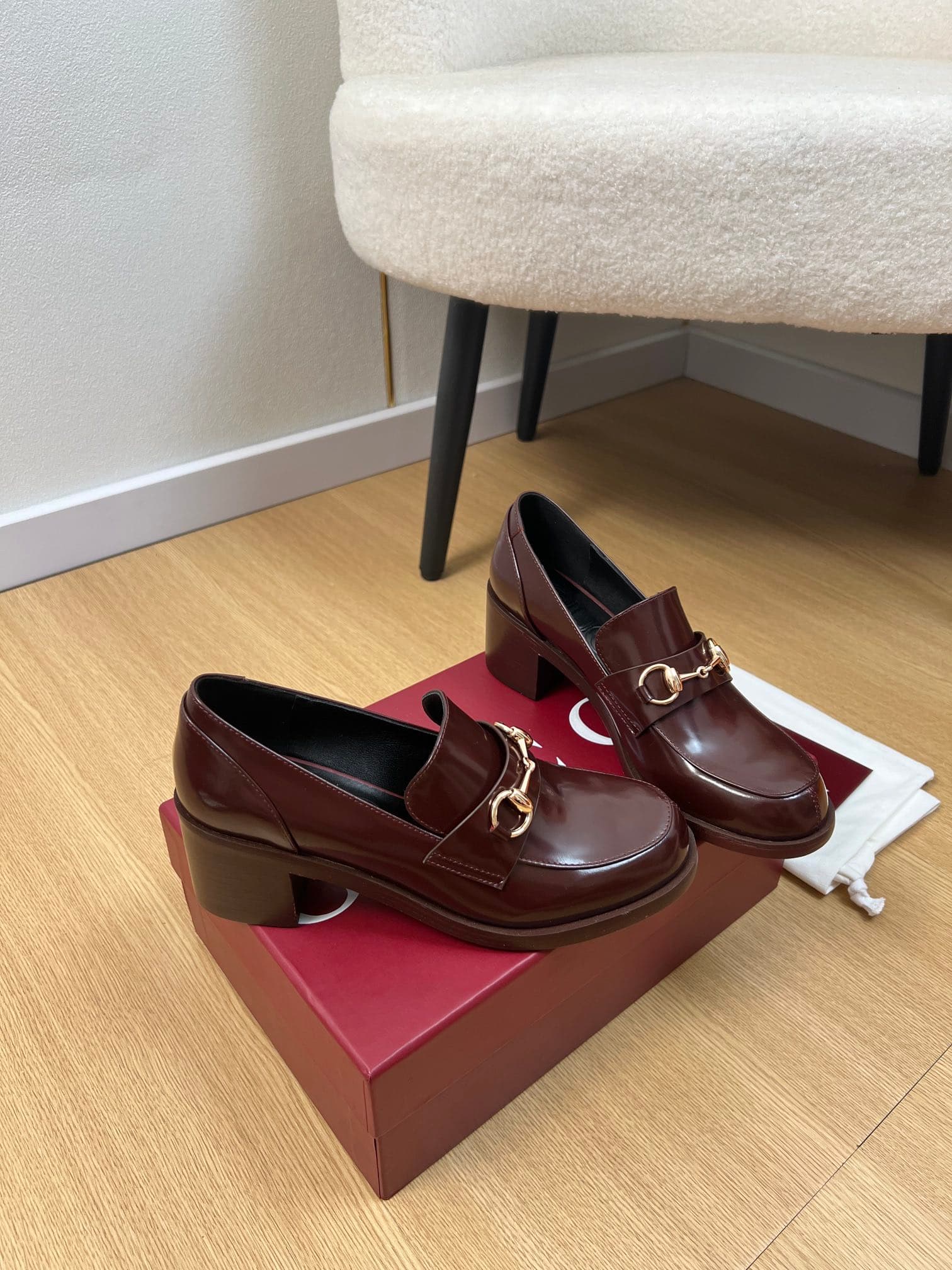 D6848 🍸 GUCCI Gucci | 𝟐𝟎𝟐5ˢˢ — image 3