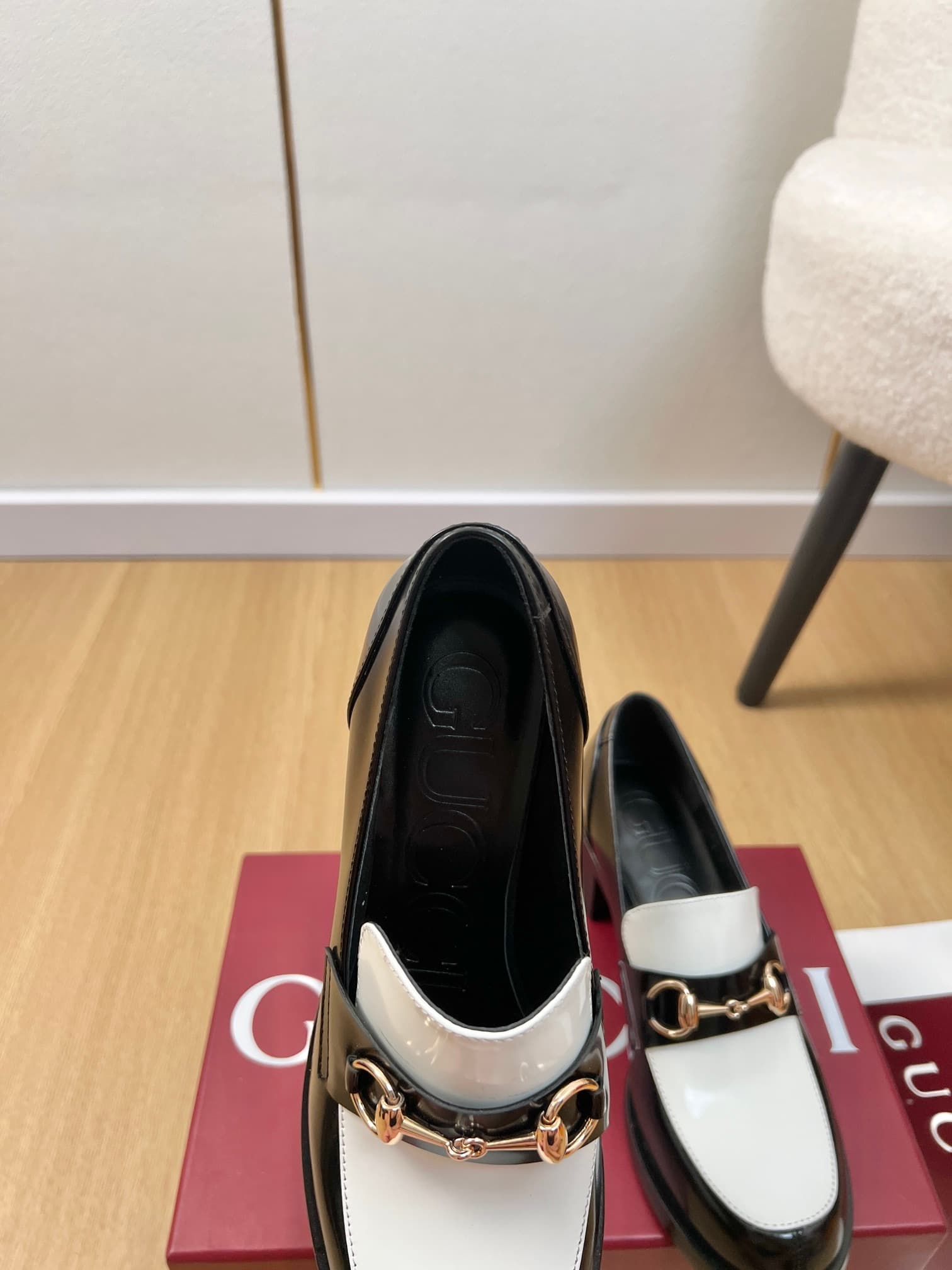 D6846 🍸 GUCCI Gucci | 𝟐𝟎𝟐5ˢˢ — image 7