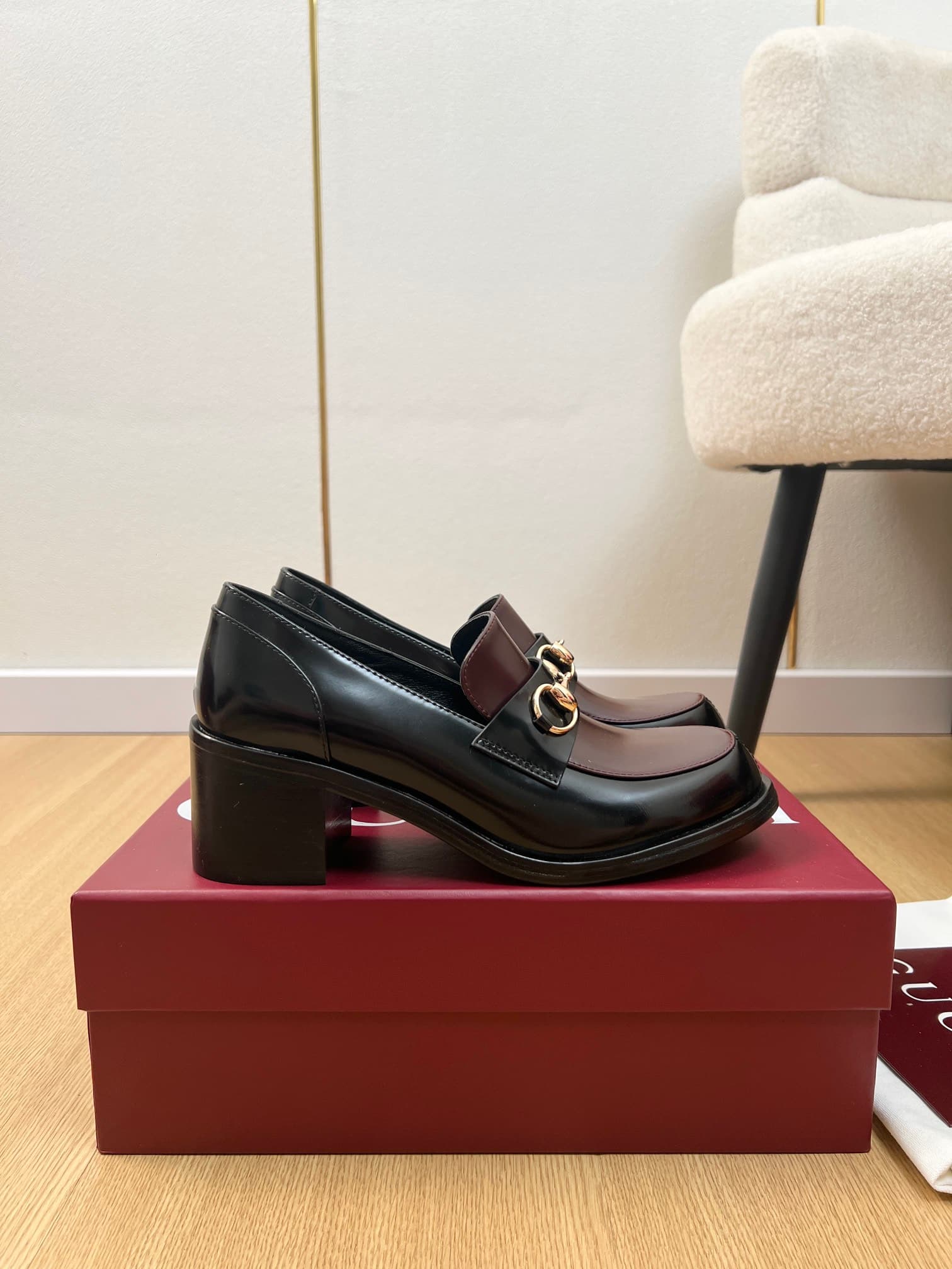 D6845 🍸 GUCCI Gucci | 𝟐𝟎𝟐5ˢˢ — image 2