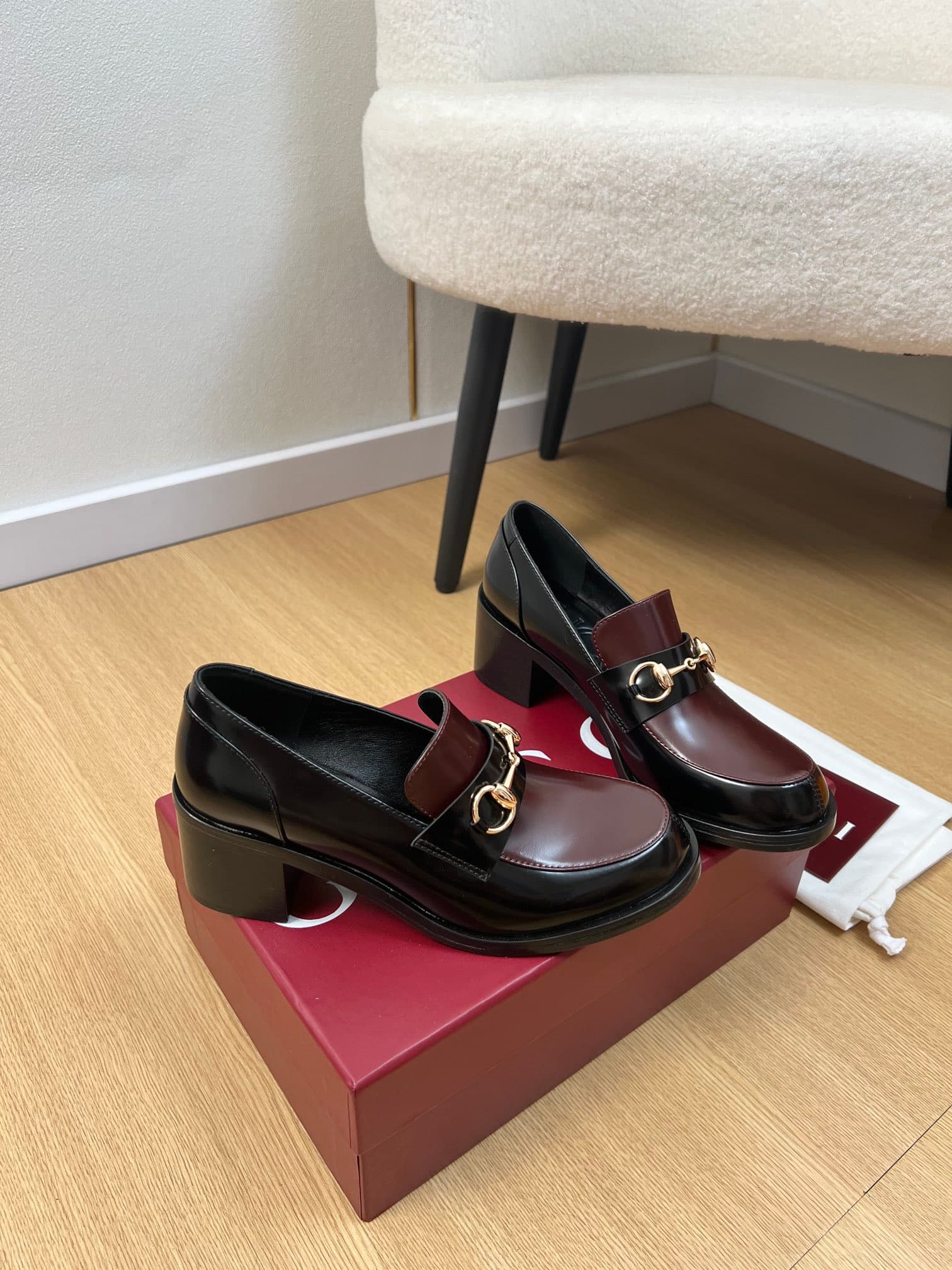 D6845 🍸 GUCCI Gucci | 𝟐𝟎𝟐5ˢˢ — image 3