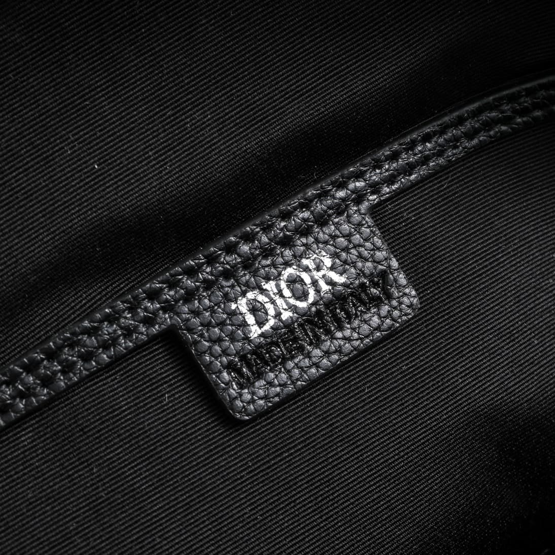 C1731 The latest model of the bag this year is Dior^_^ ［發][發][發] The latest version with a crossbody design is a new item for this season. It draws inspiration from the Rider handbag, and is both stylish and practical. It features the iconic beige and bla — image 8