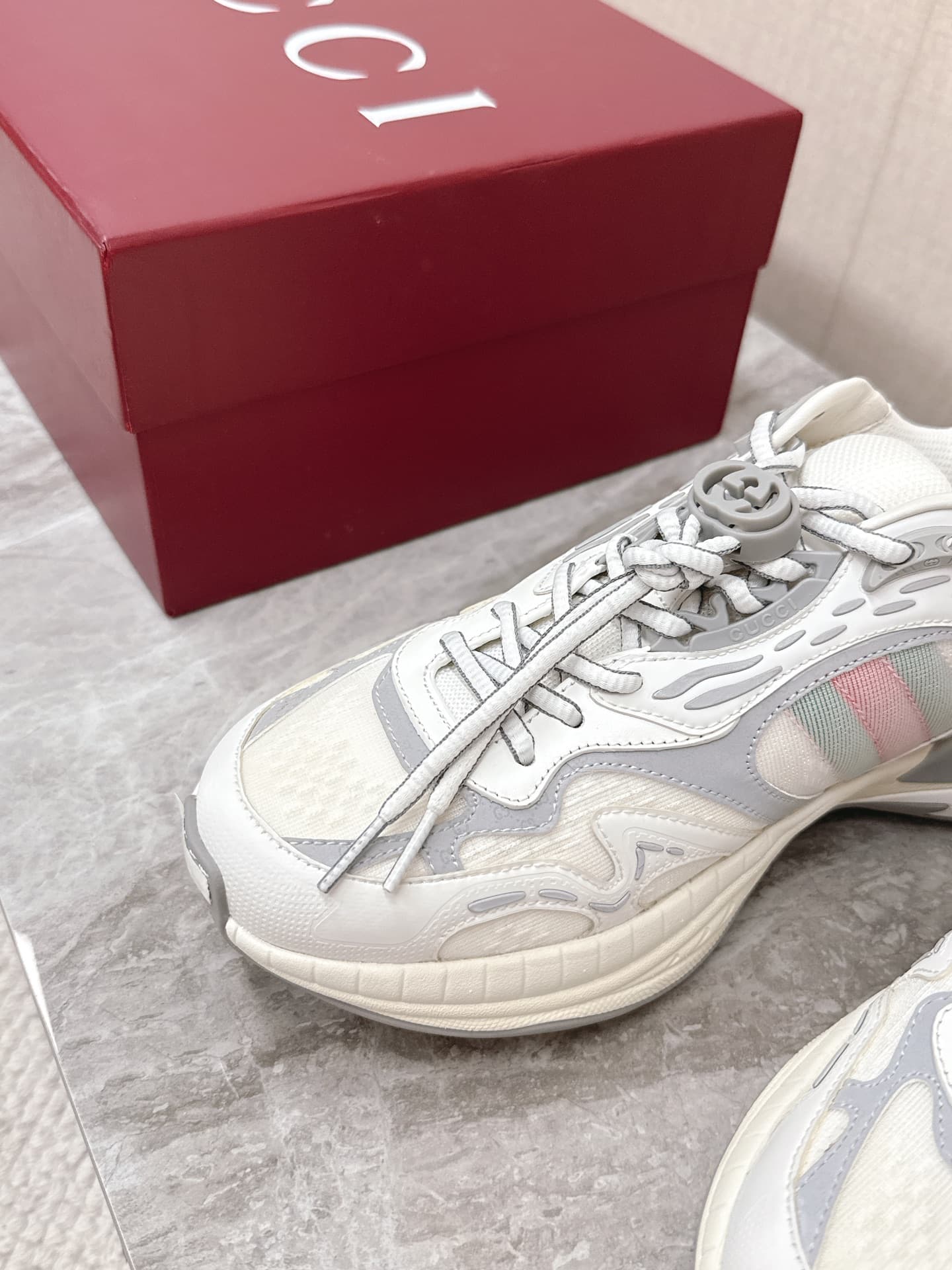D6919 Gucci 2.0 sneakers, pair of shoes, vintage/retro, casual shoes, running shoes — image 6