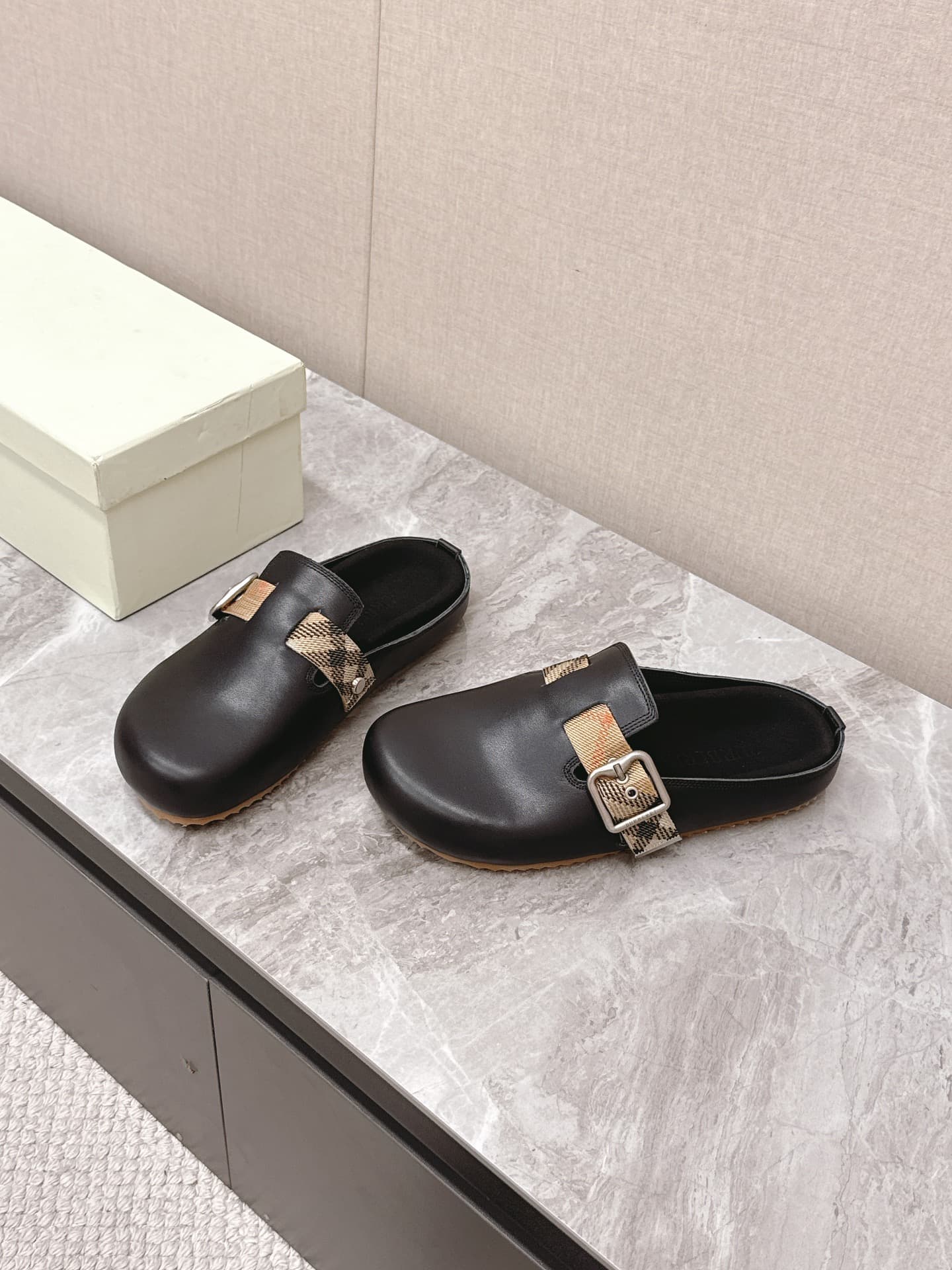 D3149 Men’s clothing ➕ 10 Burberry Burberry2025 Latest autumn/winter couple’s styles, Brogue shoes — image 2